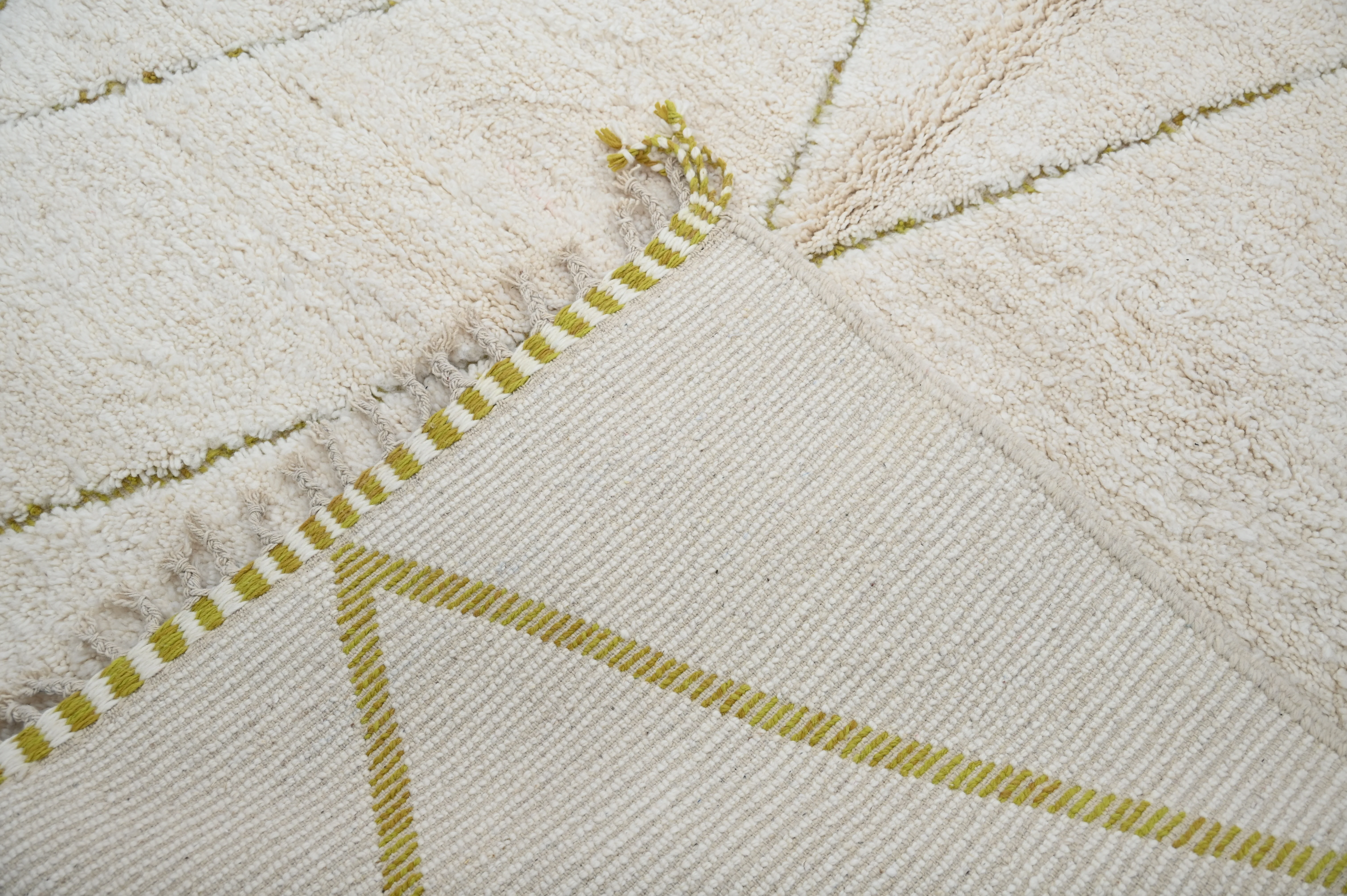 LARGE Beni Ouarain Rug, 310 x 210 cm, GO-827 - Image 4