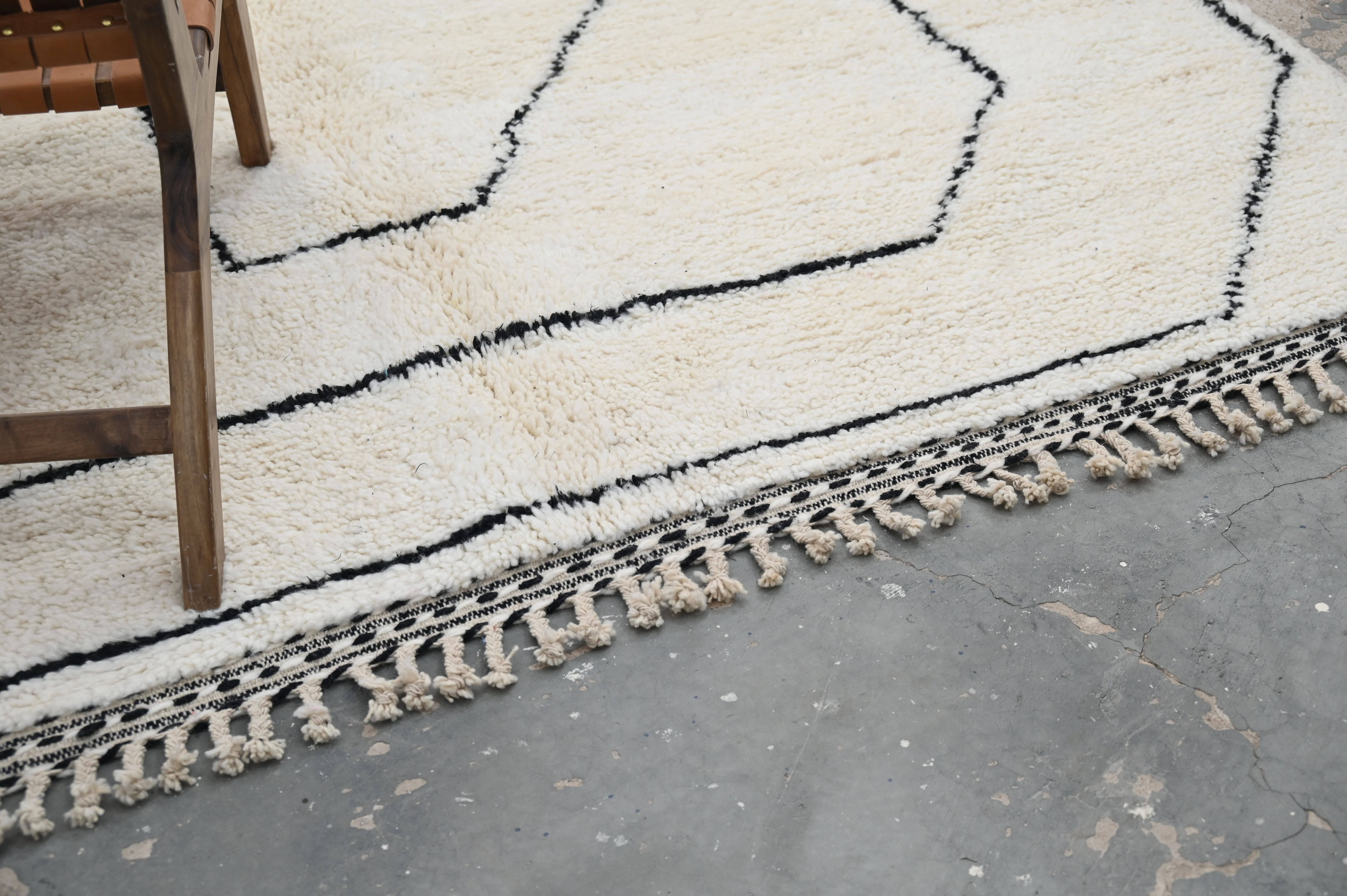 LARGE Beni Ouarain Rug, 310 x 210 cm, GO-854 - Image 6