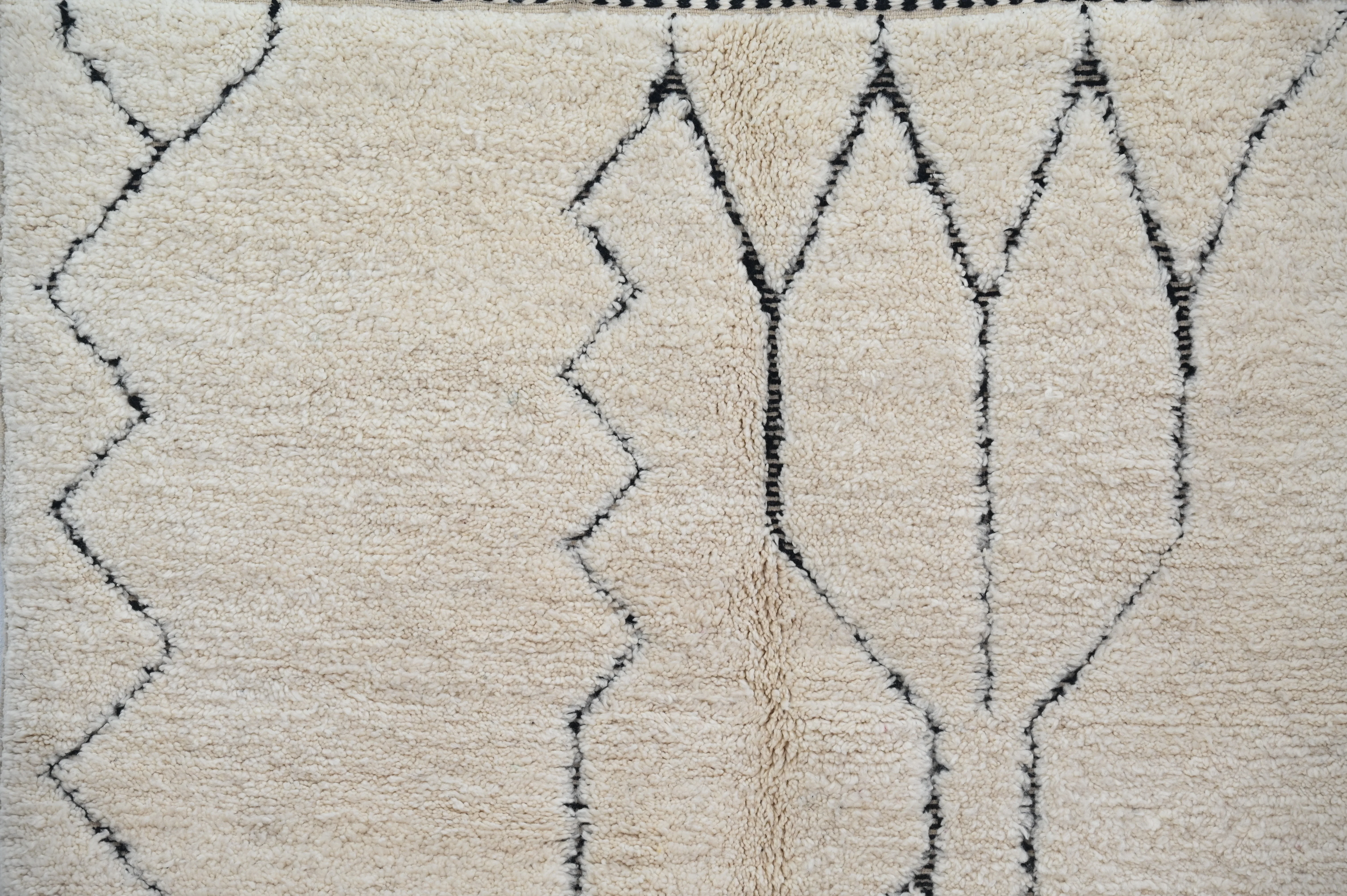 LARGE Beni Ouarain Rug, 310 x 210 cm, GO-861 - Image 5