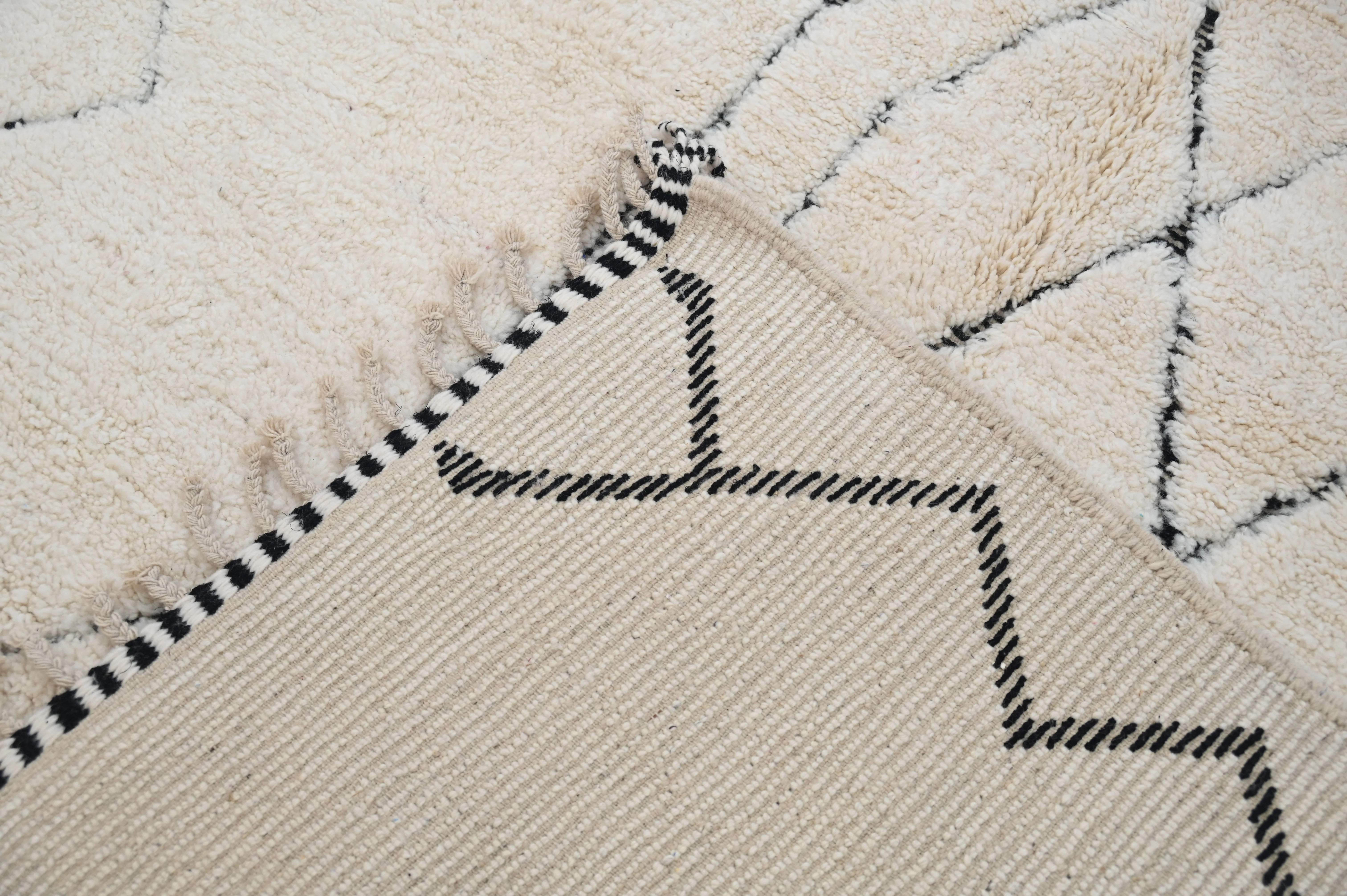 LARGE Beni Ouarain Rug, 310 x 210 cm, GO-861 - Image 8