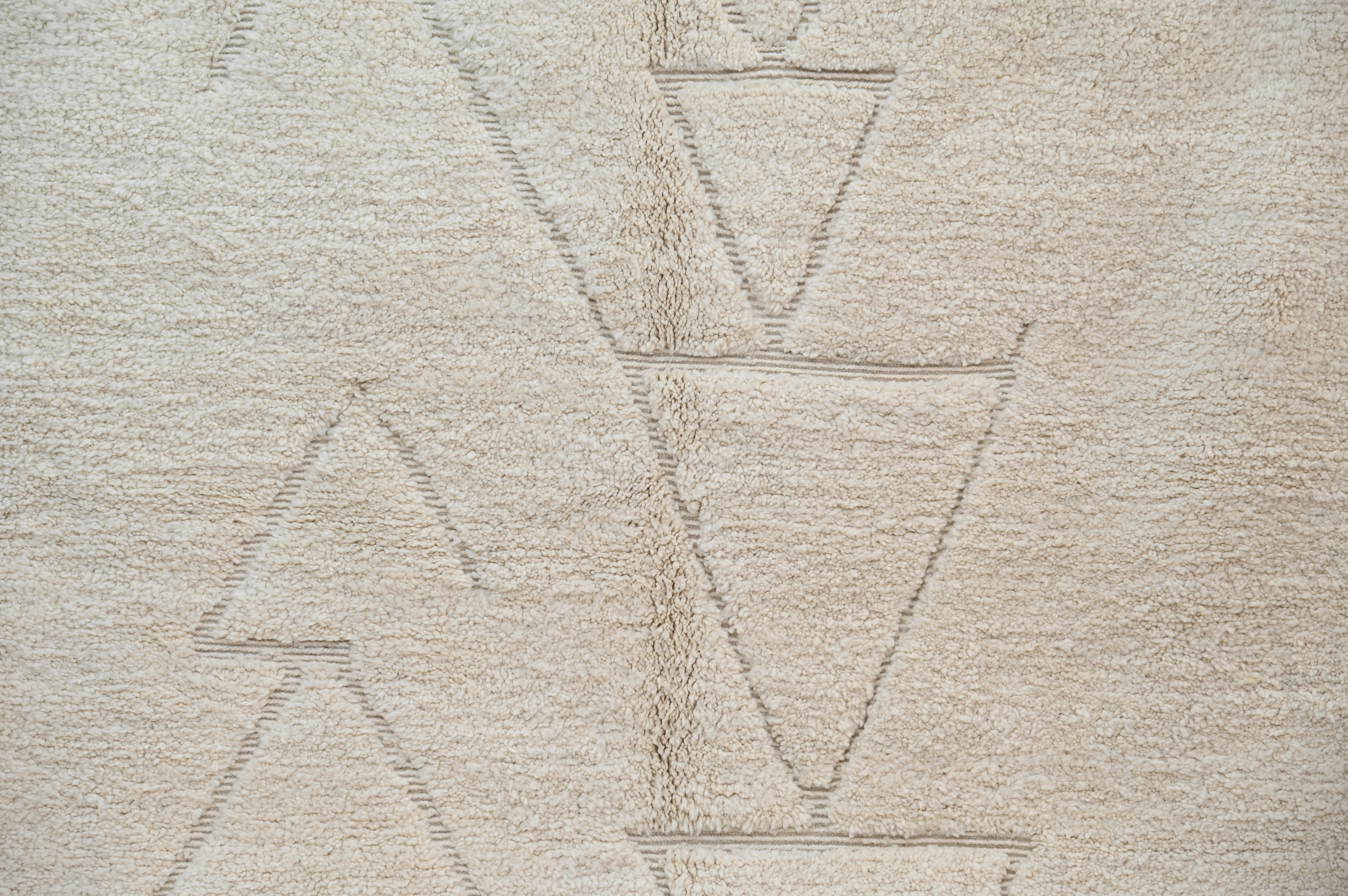 LARGE Beni Ouarain Rug, 310 x 220 cm, GO-850 - Image 3