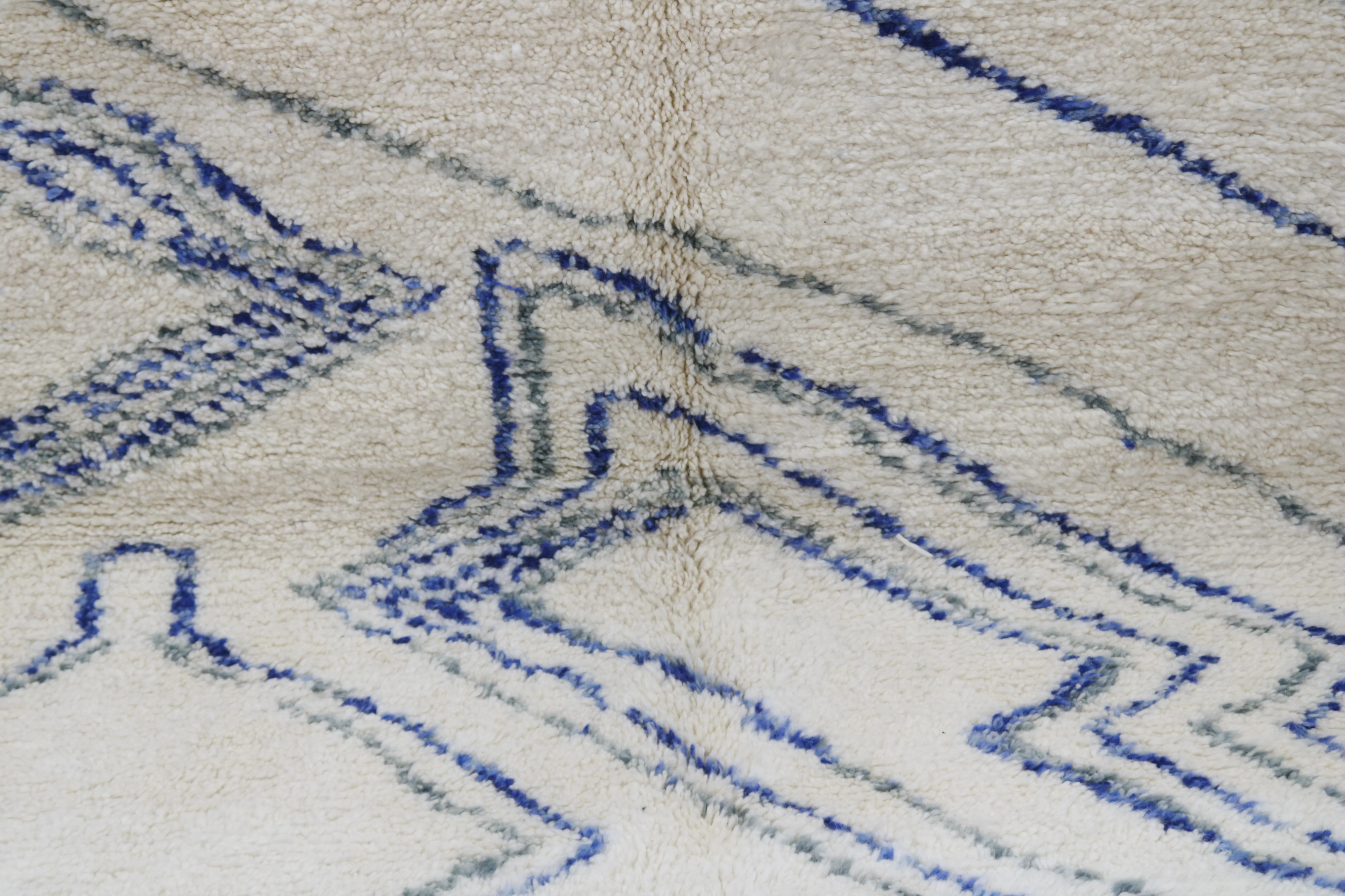 LARGE Beni Ouarain Rug, 335 x 195 cm, GO-919 - Image 8