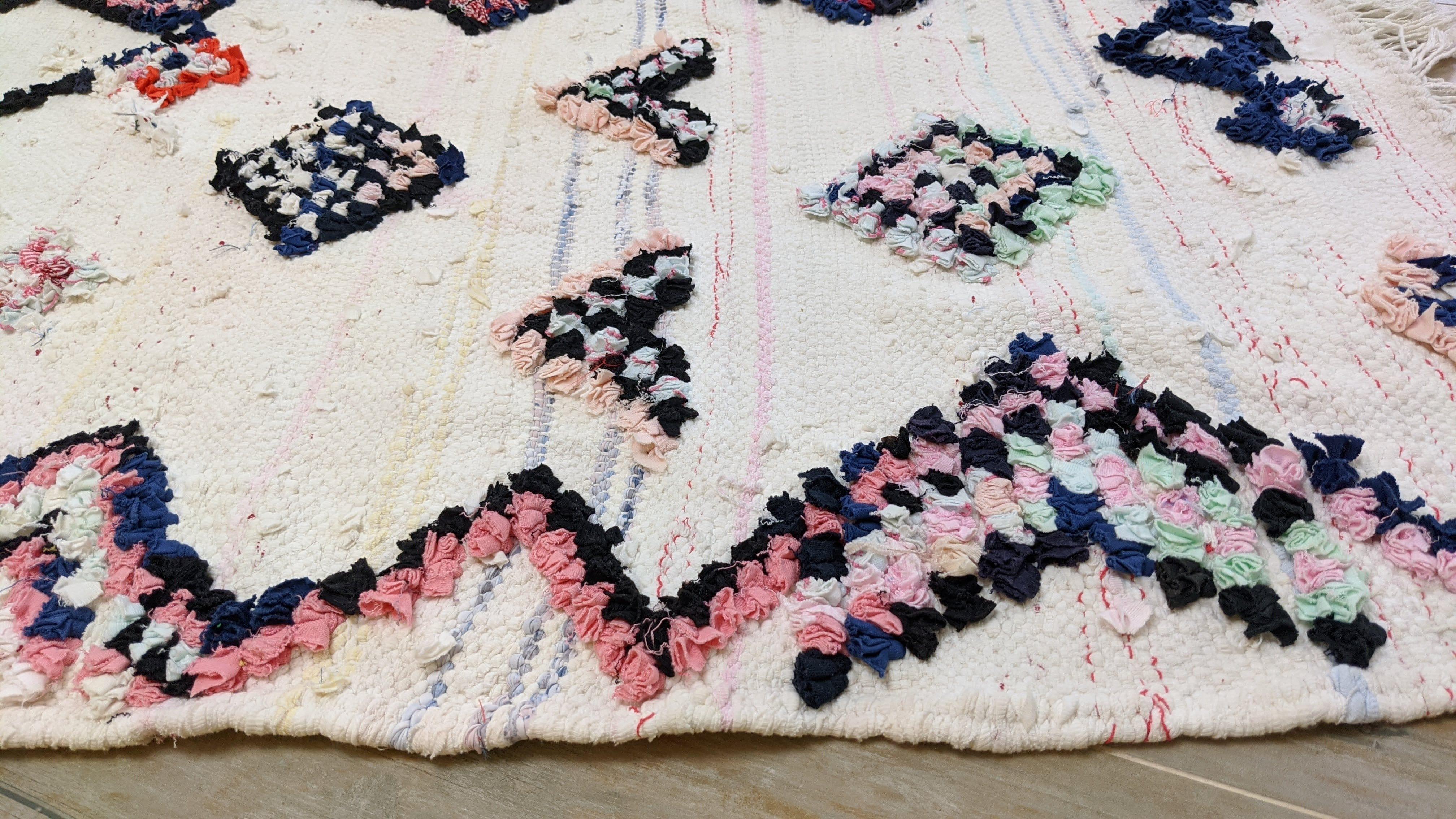Large Boucherouite Rug, 270 x 180 cm || 8.86 x 5.91 feet - Image 11