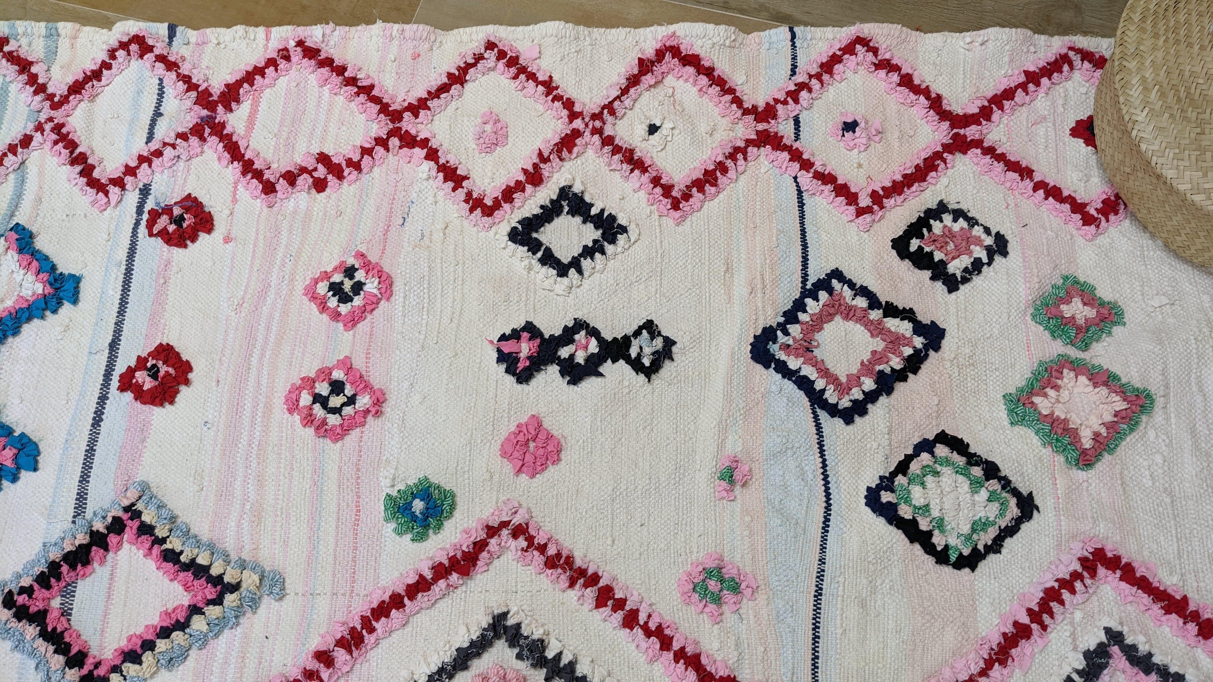 Large Boucherouite Rug, 275 x 185 cm || 9.02 x 6.07 feet - Image 7
