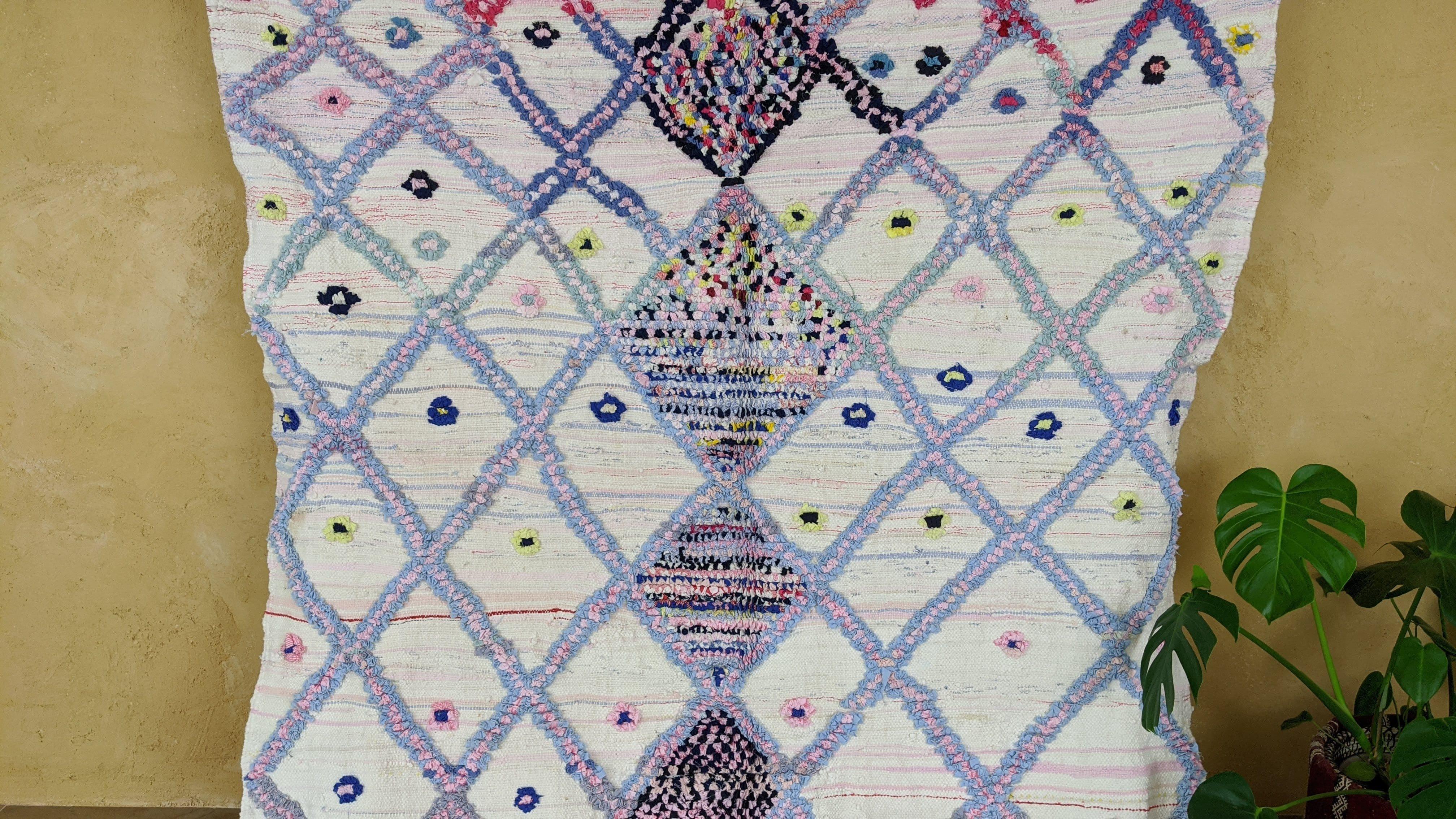 Large Boucherouite Rug, 280 x 170 cm || 9.19 x 5.58 feet - Image 4