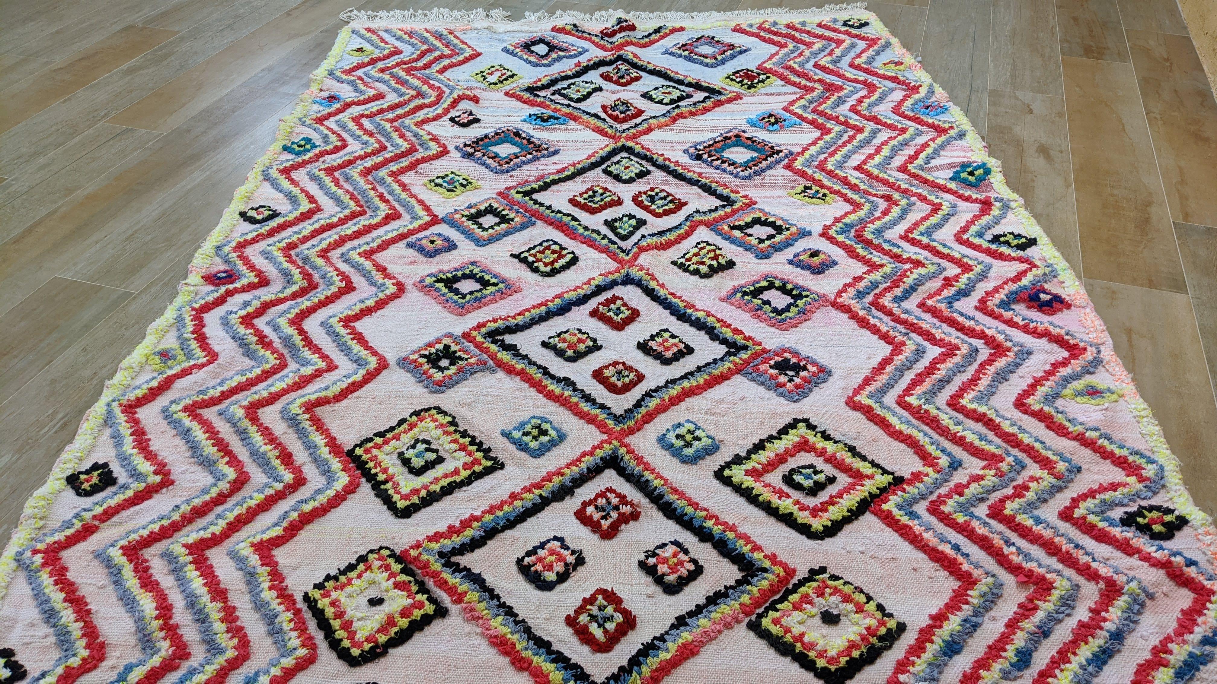 Large Boucherouite Rug, 290 x 175 cm || 9.51 x 5.74 feet - Image 8