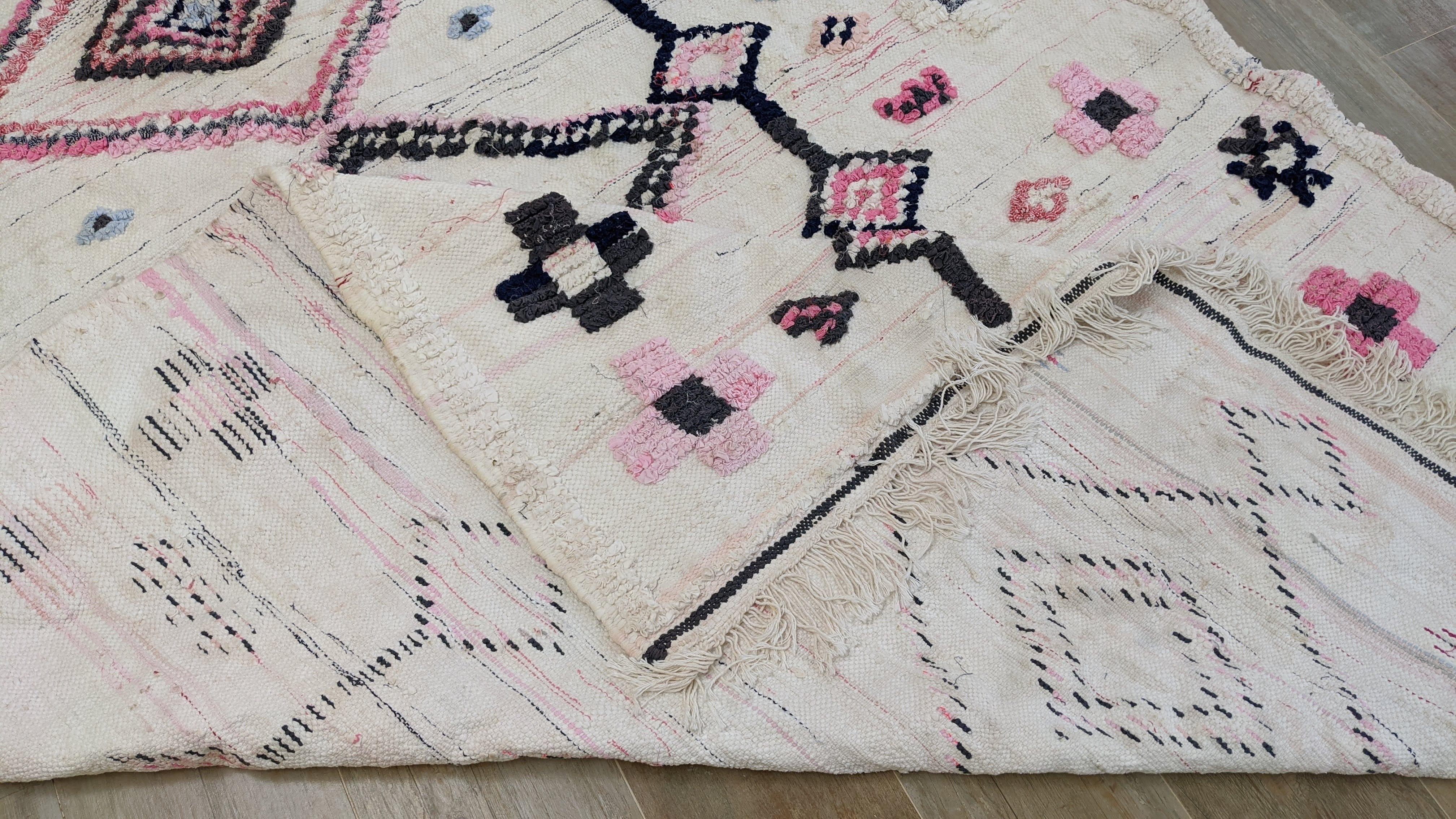 Large Boucherouite Rug, 290 x 180 cm || 9.51 x 5.91 feet - Image 11