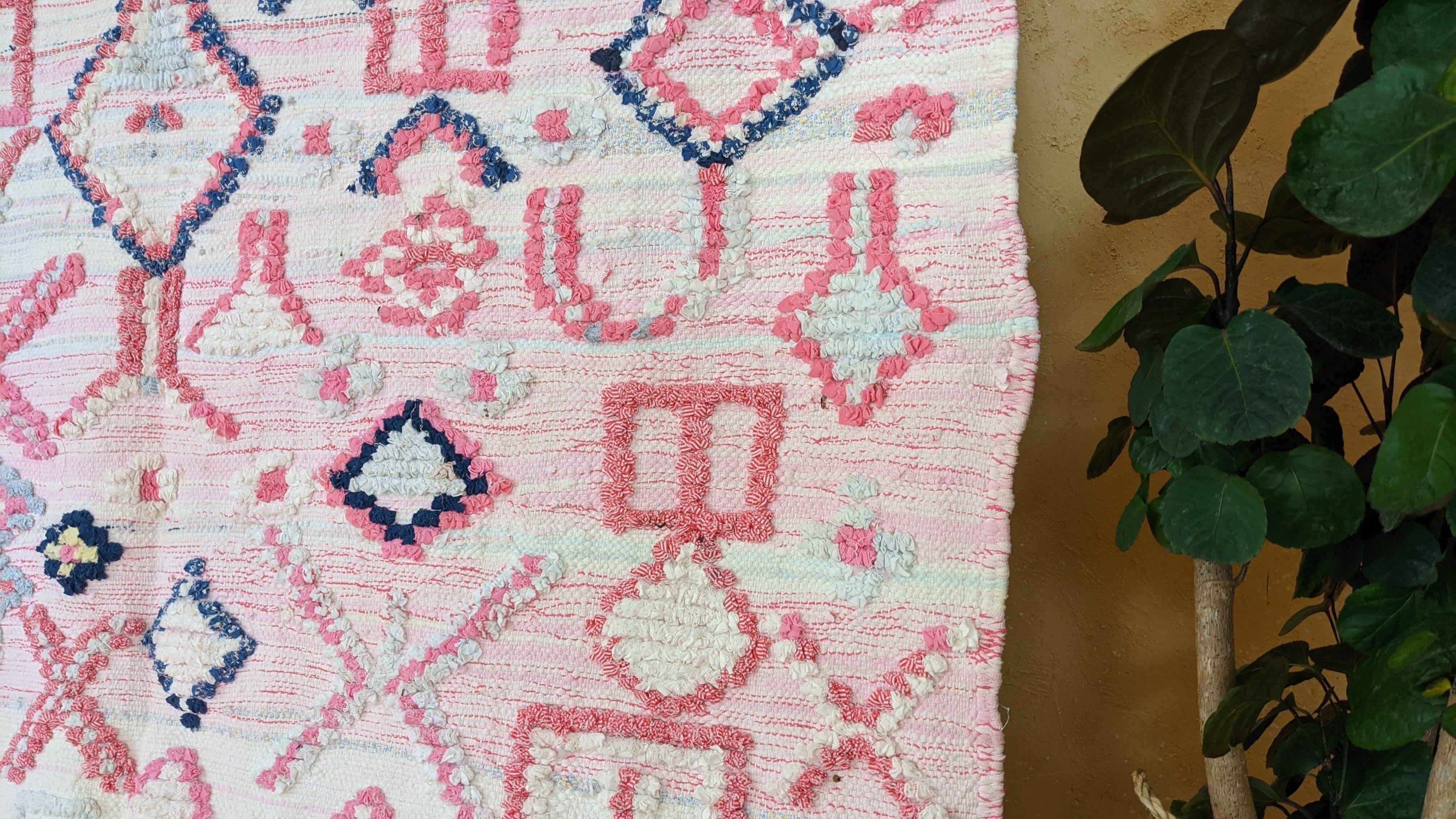 Large Boucherouite Rug, 295 x 155 cm || 9.68 x 5.09 feet - Image 4
