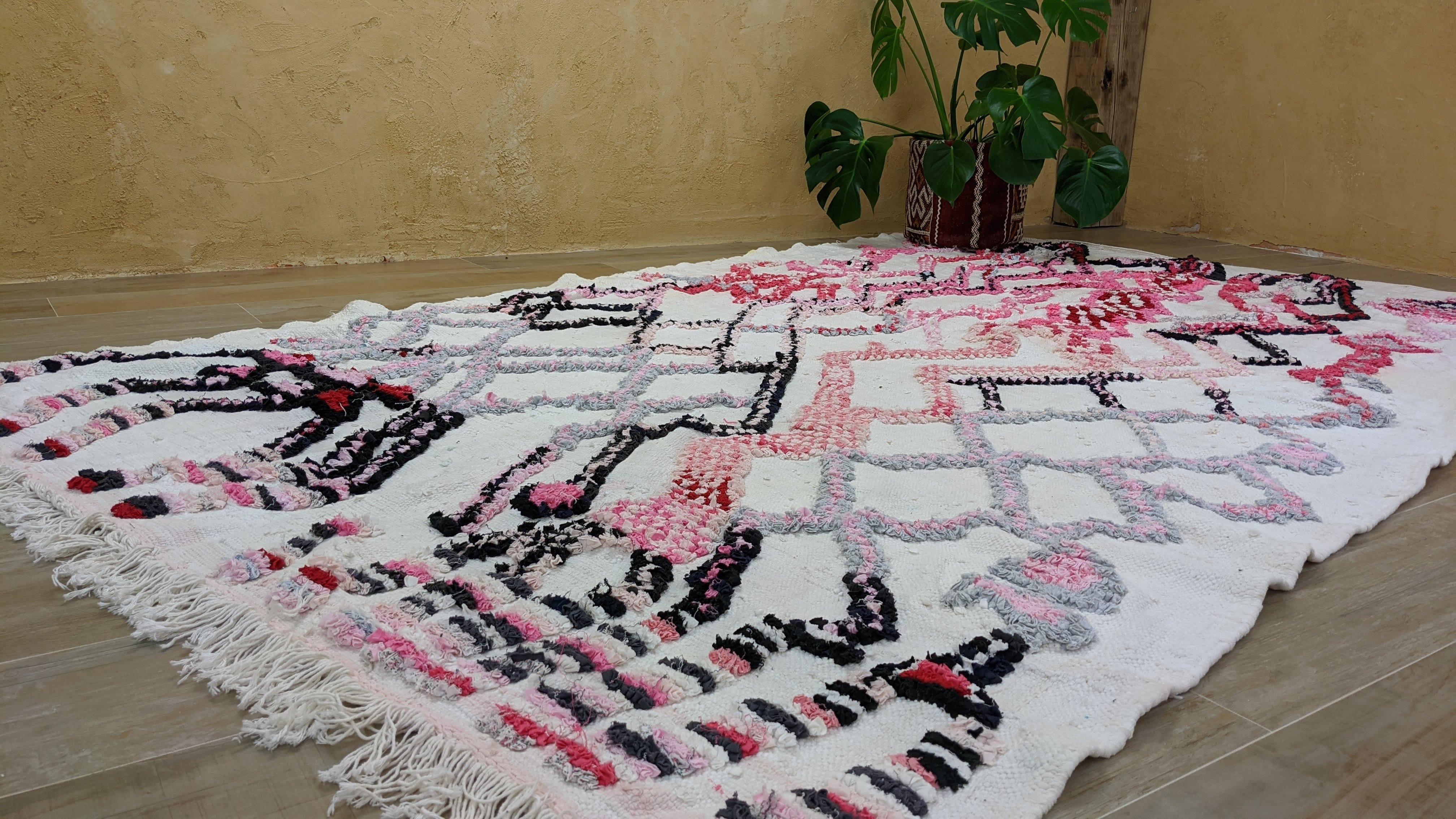 Large Boucherouite Rug, 295 x 165 cm || 9.68 x 5.41 feet - Image 12