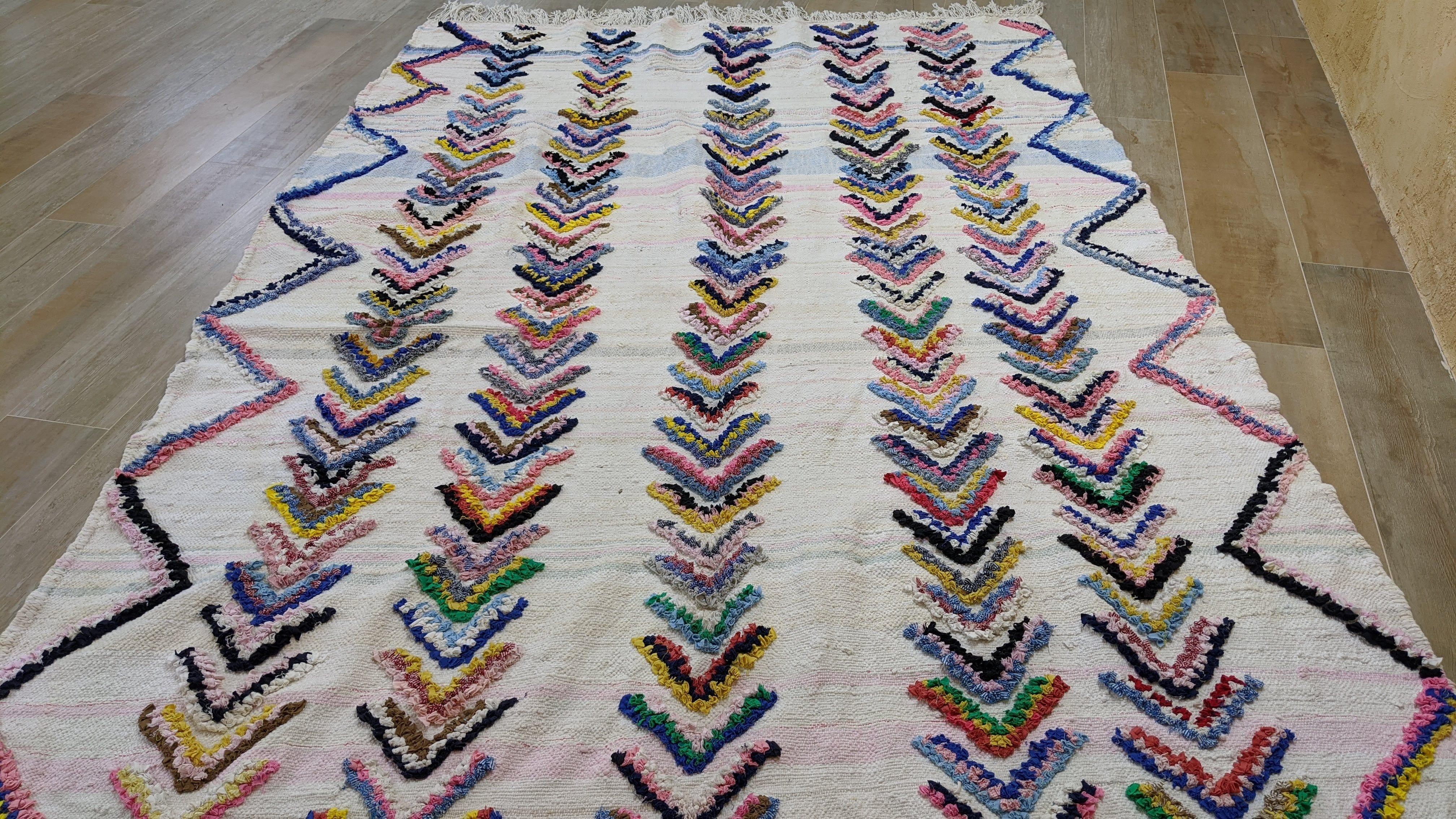 Large Boucherouite Rug, 315 x 177 cm || 10.33 x 5.81 feet - Image 8
