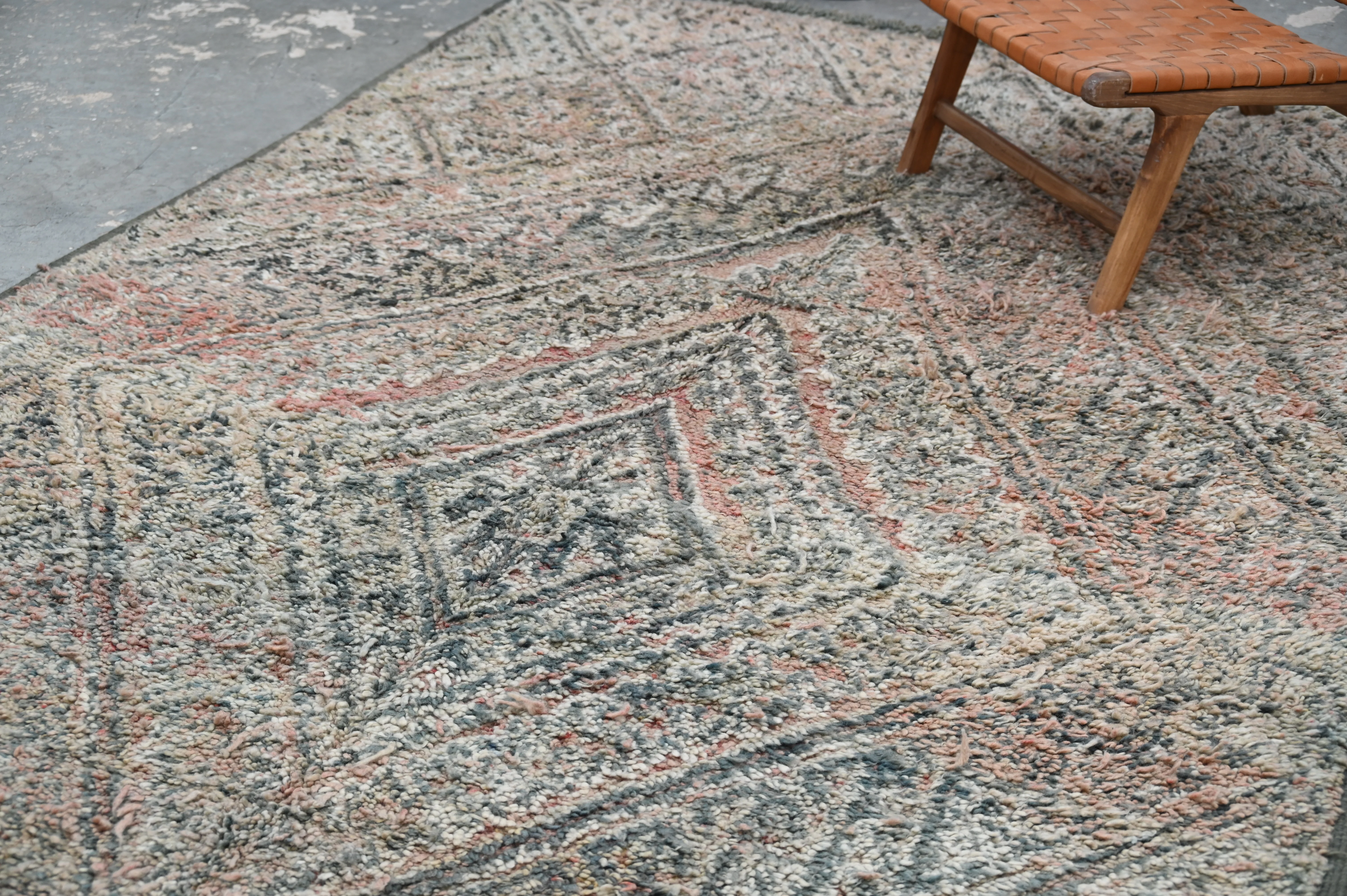 Vintage 1970s Beni M’Guild Rug, 375 x 205 cm, V-250 - Image 4