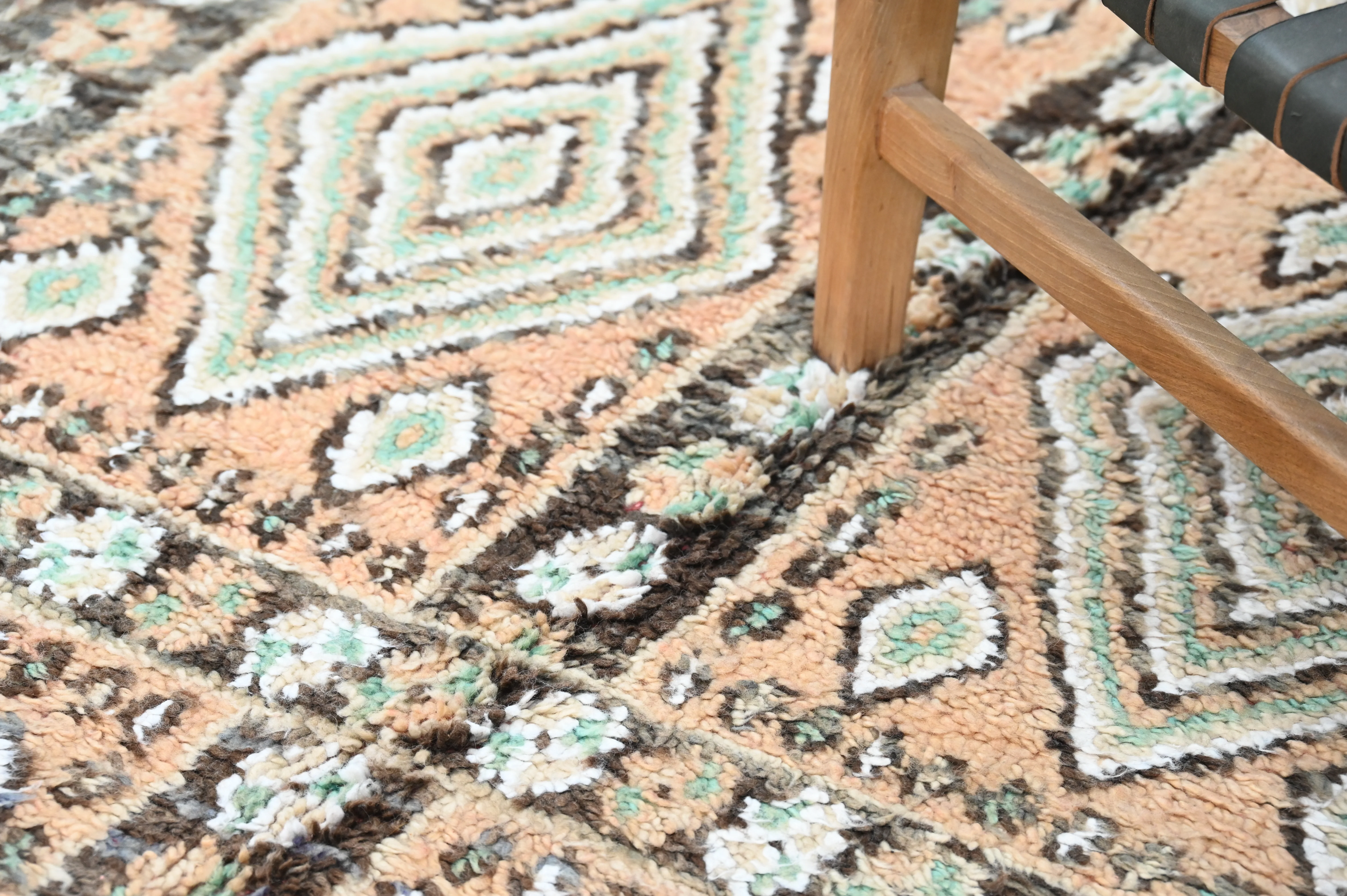 Vintage 1970s Handwoven Boujaad Rug, 340 x 140 cm, V-148 - Image 4