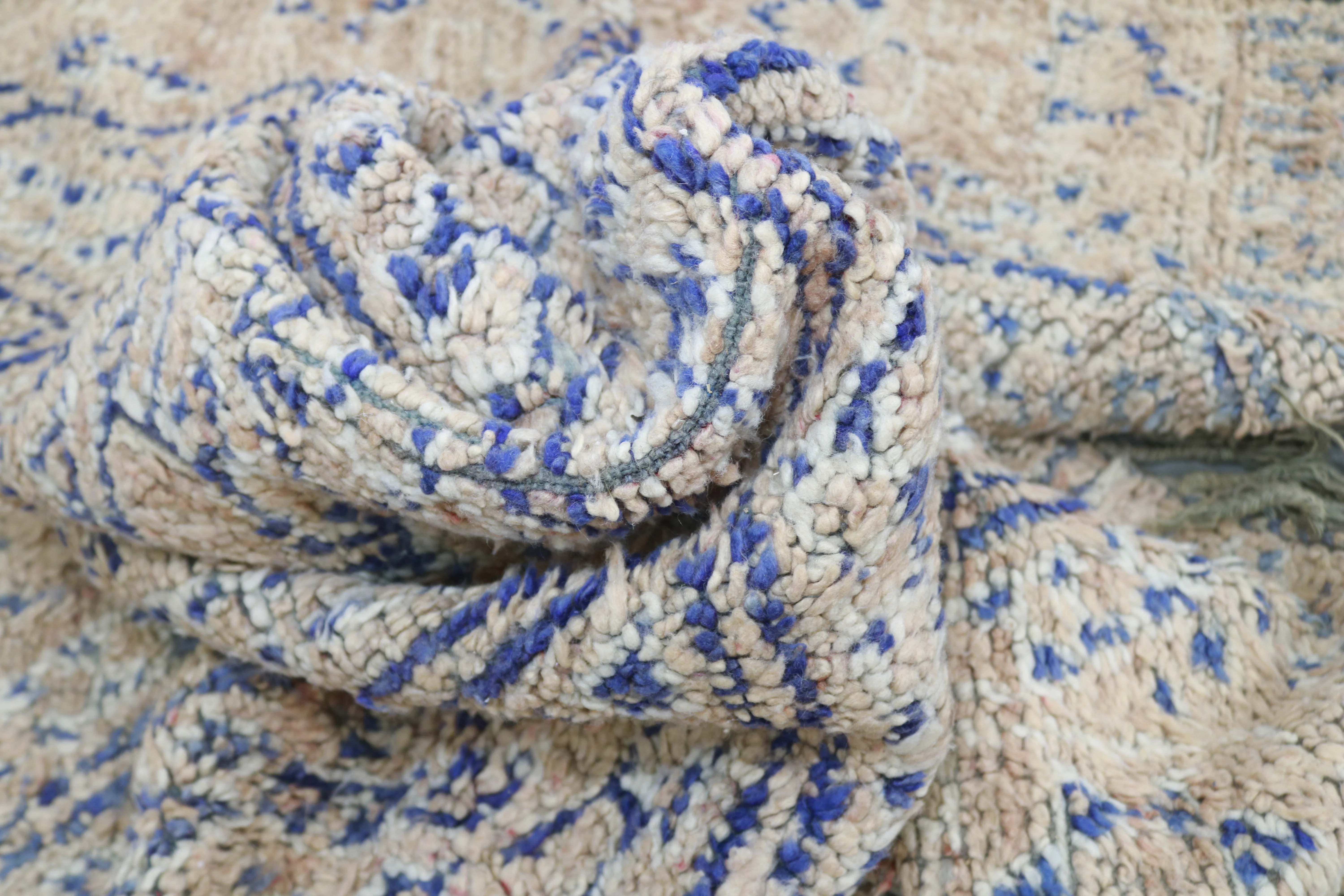 Vintage Beni M’Guild Rug 280×200 cm – Faded Moroccan Berber Rug with Blue Tribal Diamond Patterns, GO-1005 - Image 4