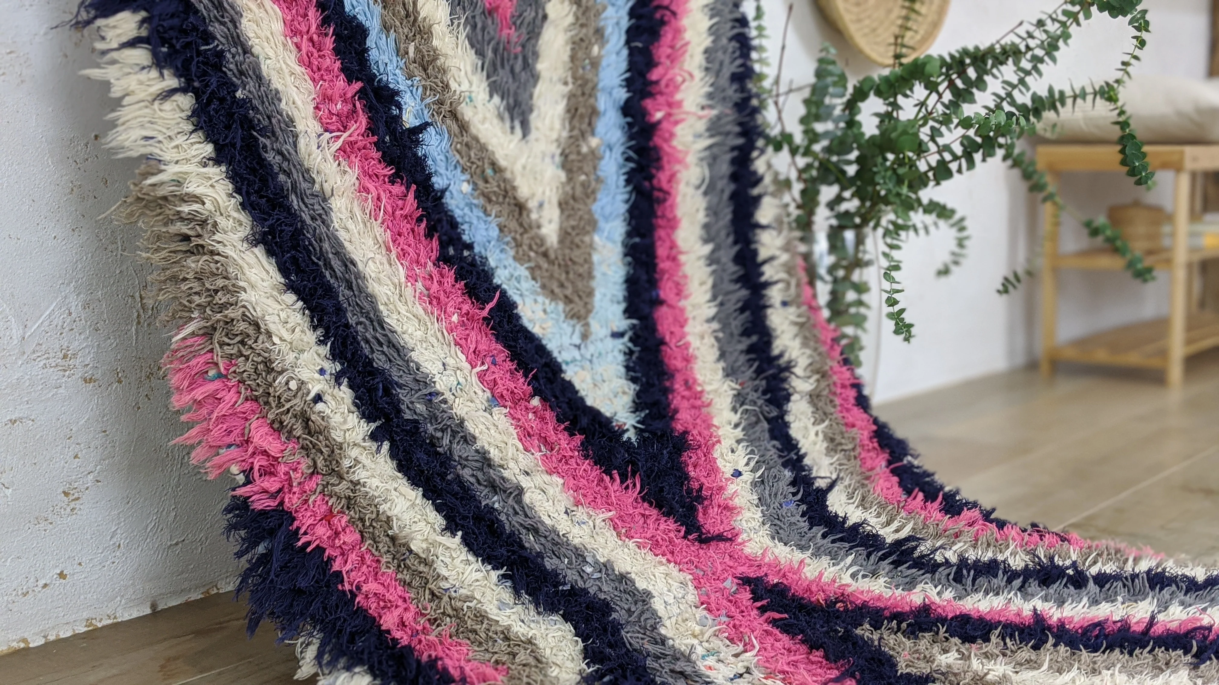 Vintage Berber Rug - 200 x 85 cm || 6.56 x 2.79 feet - Image 2