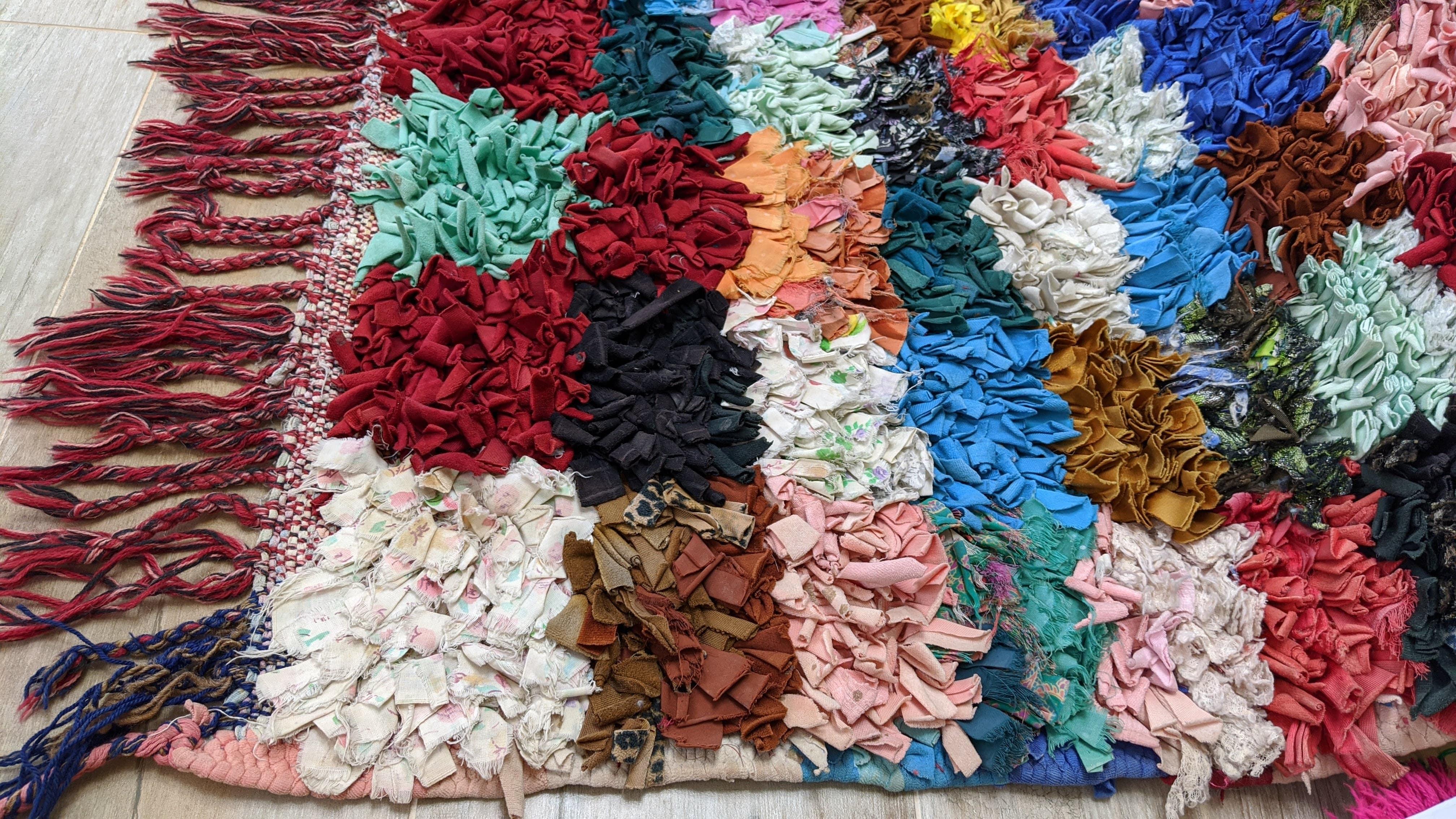 Vintage Boucherouite Rug - 165 x 135 cm || 5.41 x 4.43 feet - Image 6