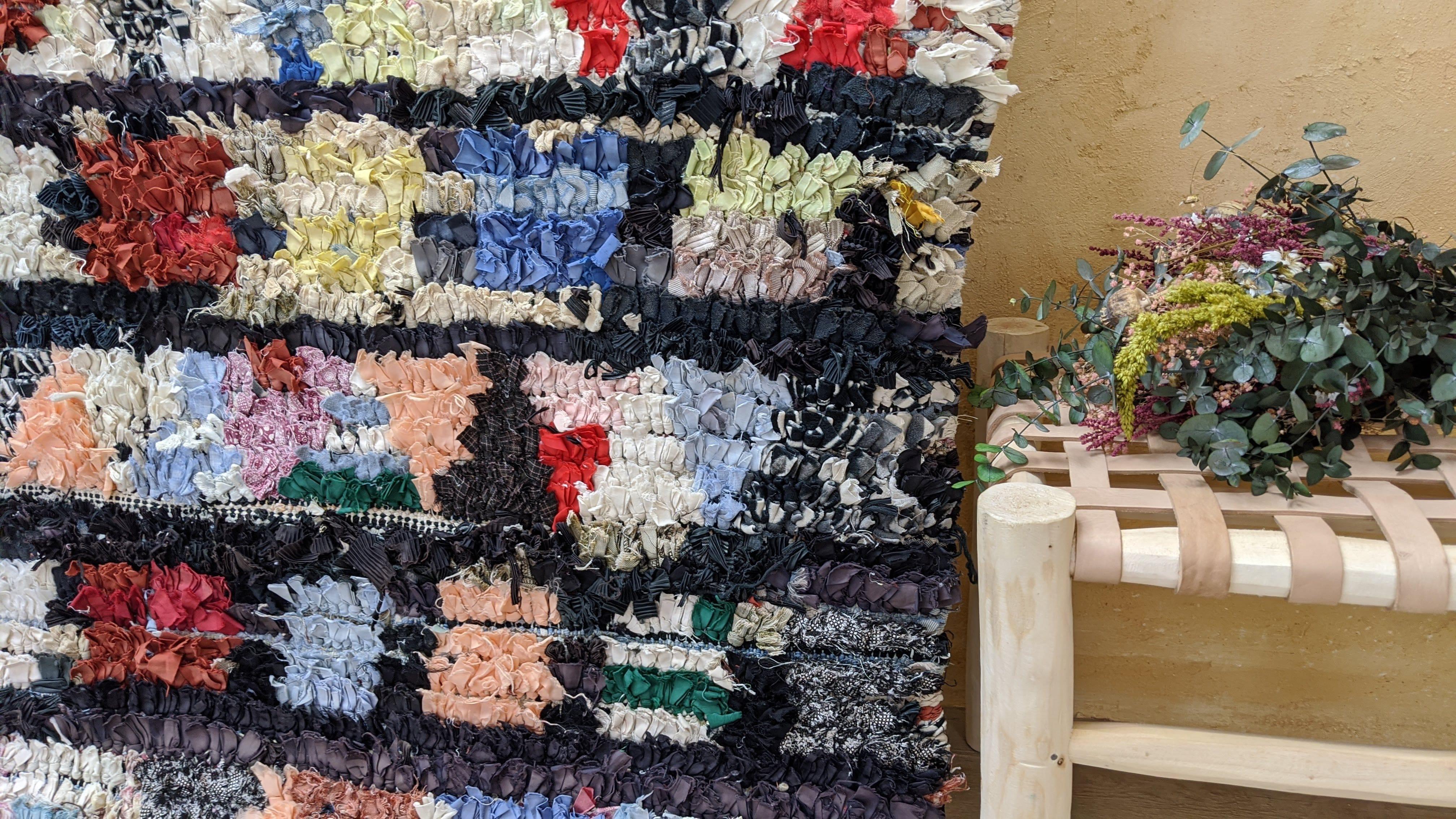 Vintage Boucherouite Rug - 205 x 135 cm || 6.73 x 4.43 feet - Image 2