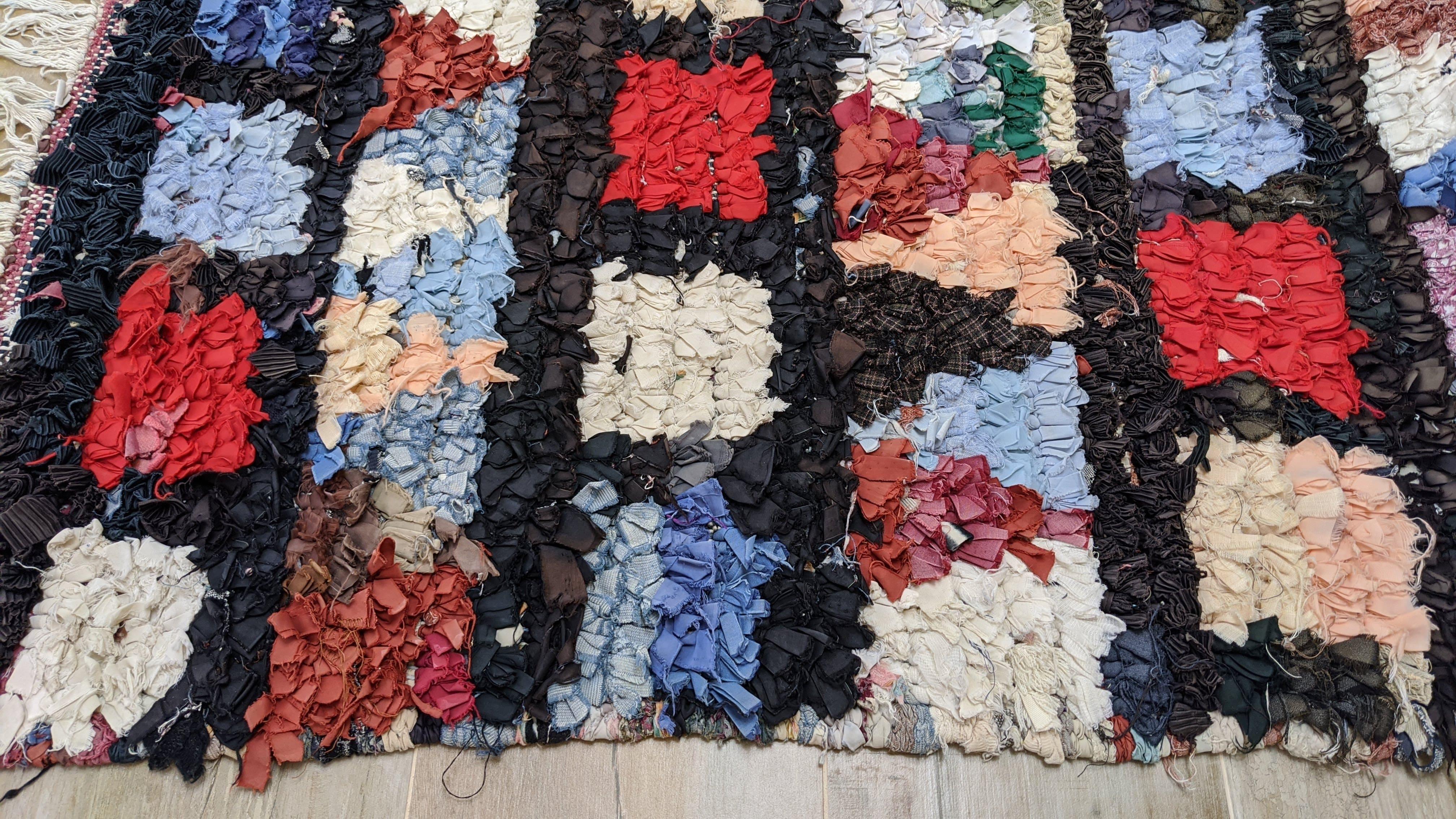 Vintage Boucherouite Rug - 205 x 135 cm || 6.73 x 4.43 feet - Image 6