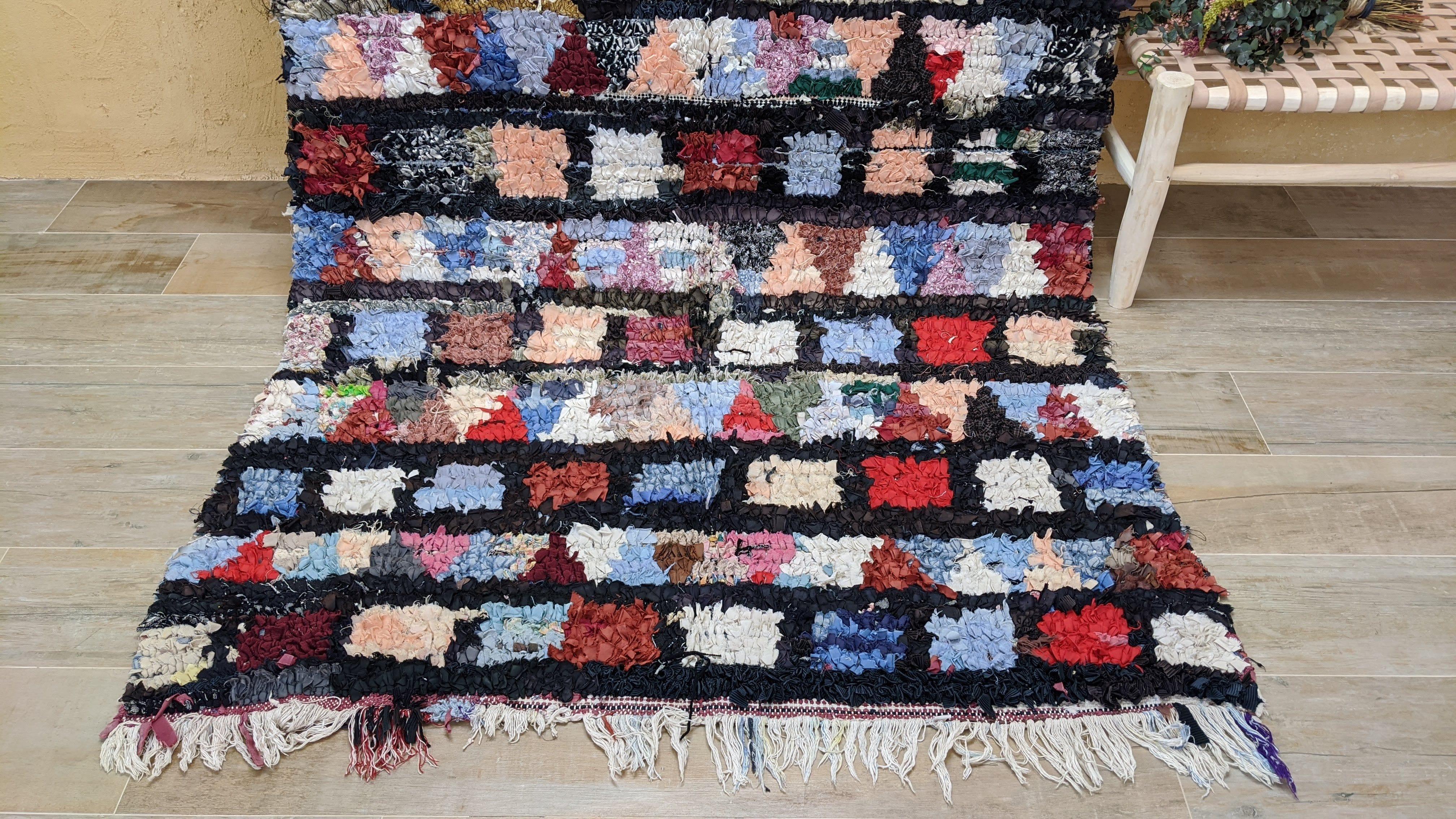 Vintage Boucherouite Rug - 205 x 135 cm || 6.73 x 4.43 feet - Image 7