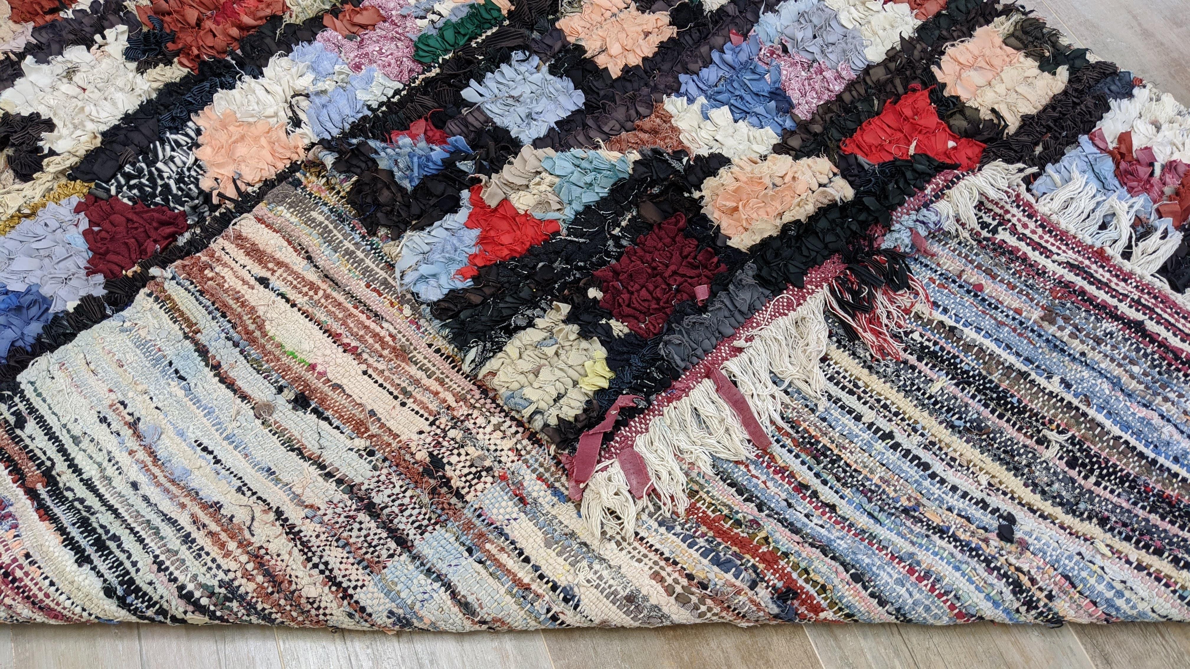 Vintage Boucherouite Rug - 205 x 135 cm || 6.73 x 4.43 feet - Image 9