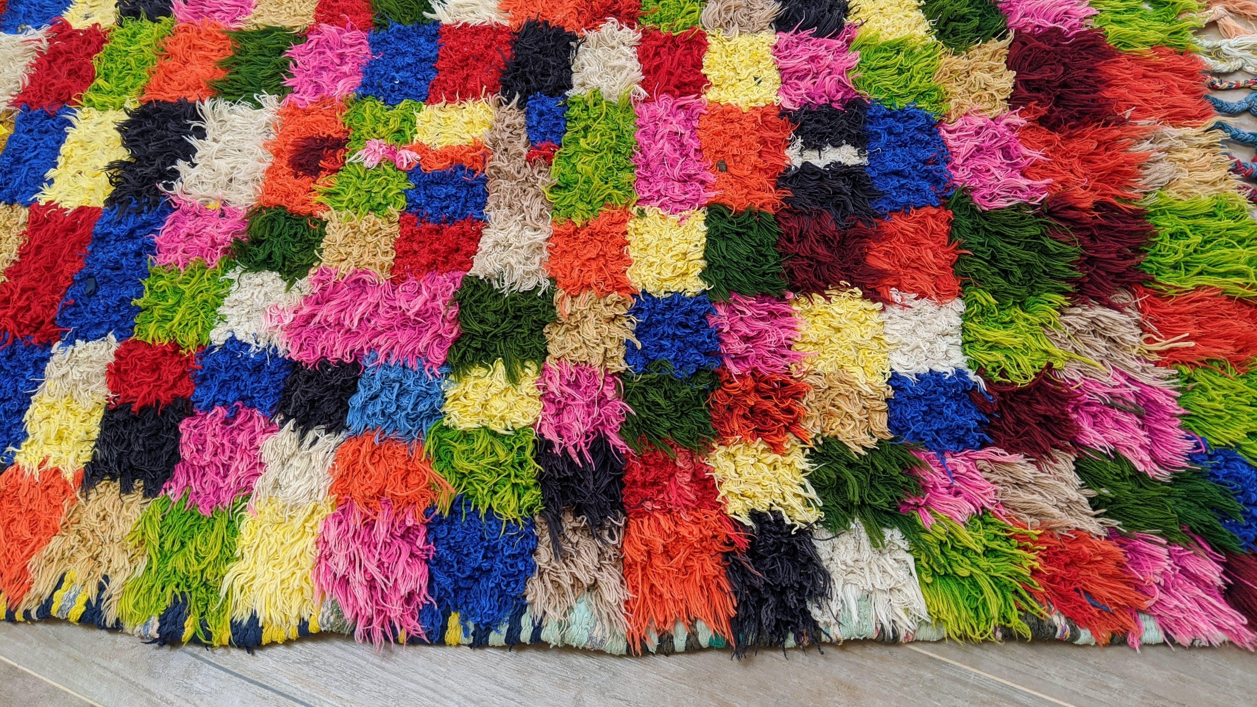 Vintage Boucherouite Rug - 210 x 125 cm || 6.89 x 4.1 feet - Image 9
