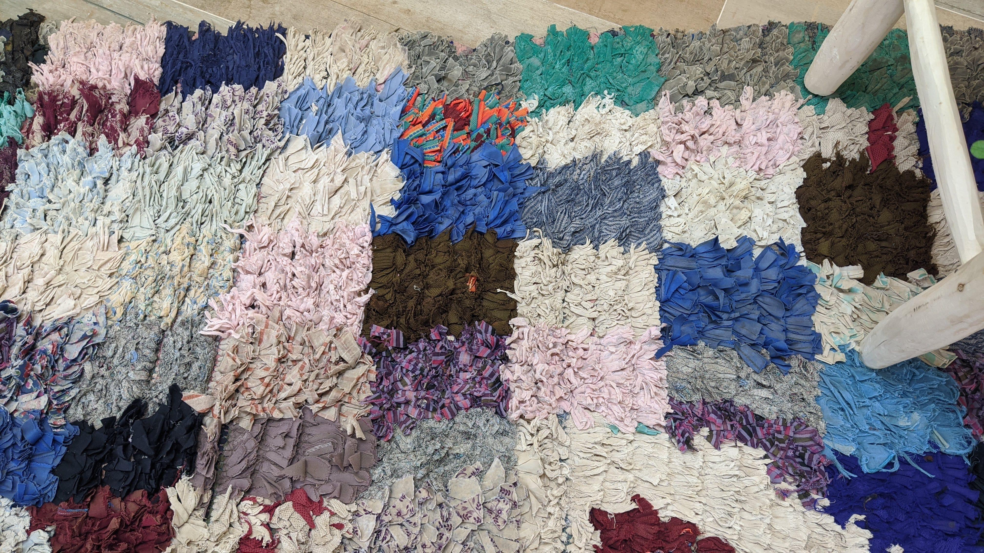 Vintage Boucherouite Rug - 210 x 140 cm || 6.89 x 4.59 feet - Image 6