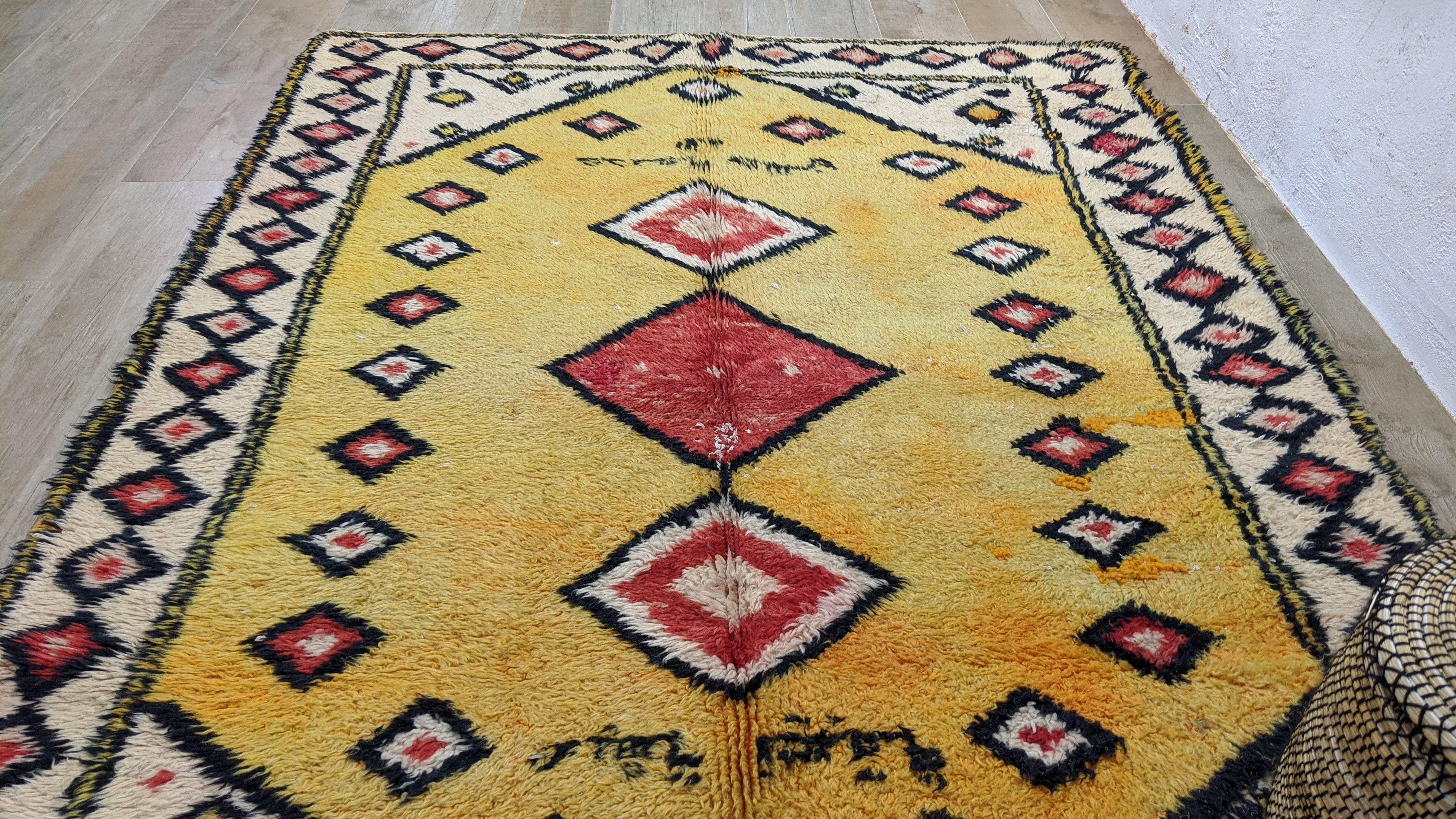 Vintage Boujaad rug, 225 x 165 cm || 7.38 x 5.41 feet - Image 6
