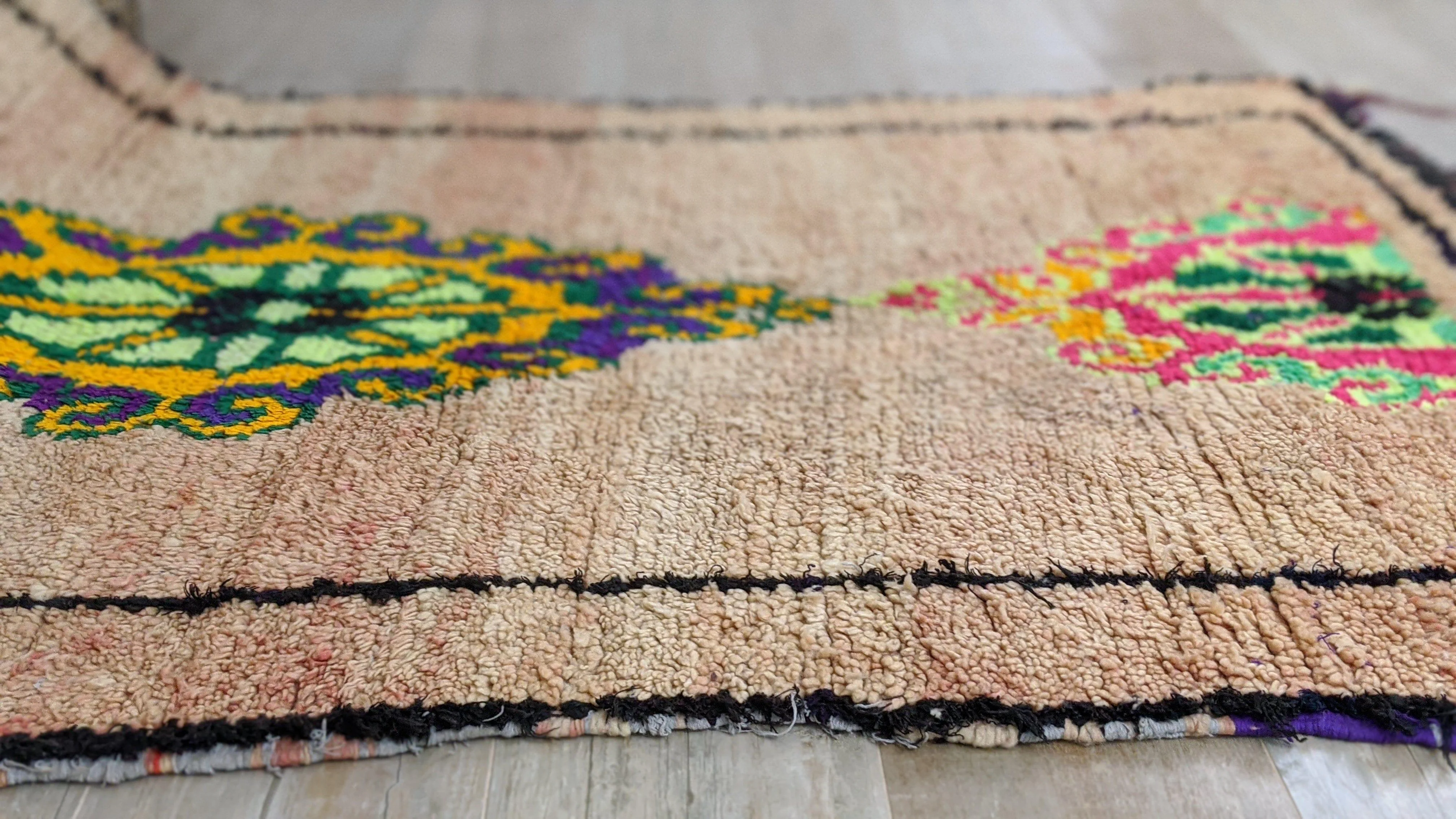 Vintage Boujaad rug, 250 x 110 cm || 8.2 x 3.61 feet - Image 4