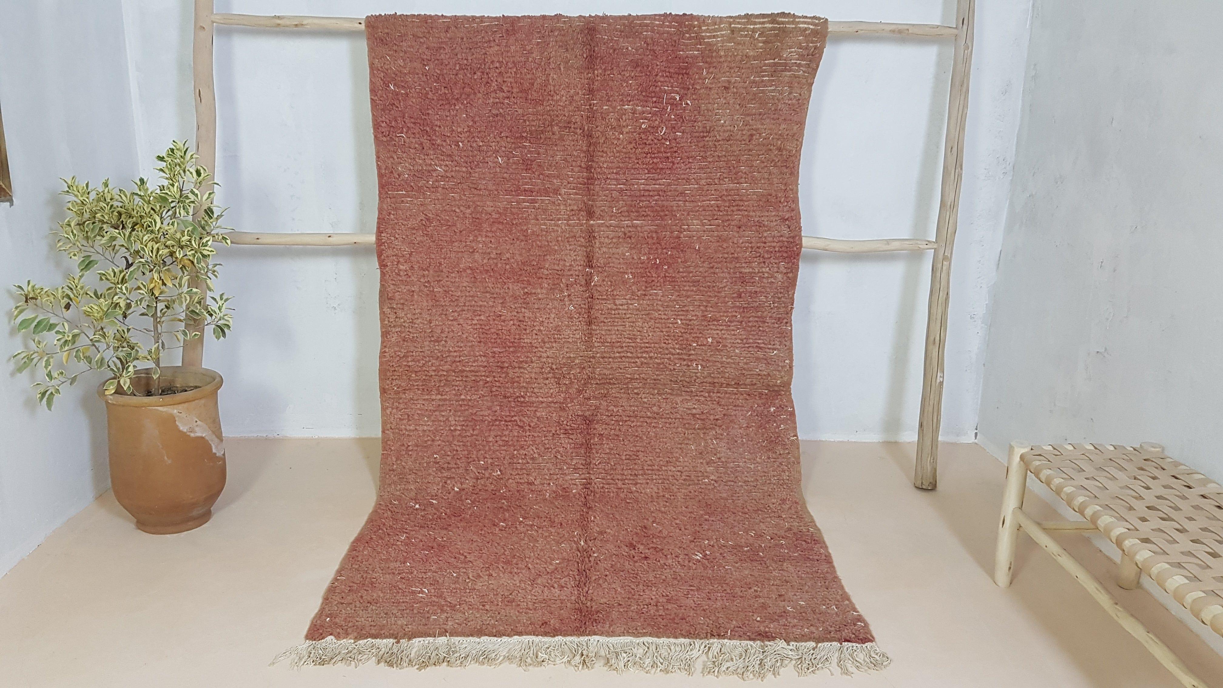 Vintage Boujaad rug, 250 x 145 cm || 8.2 x 4.76 feet