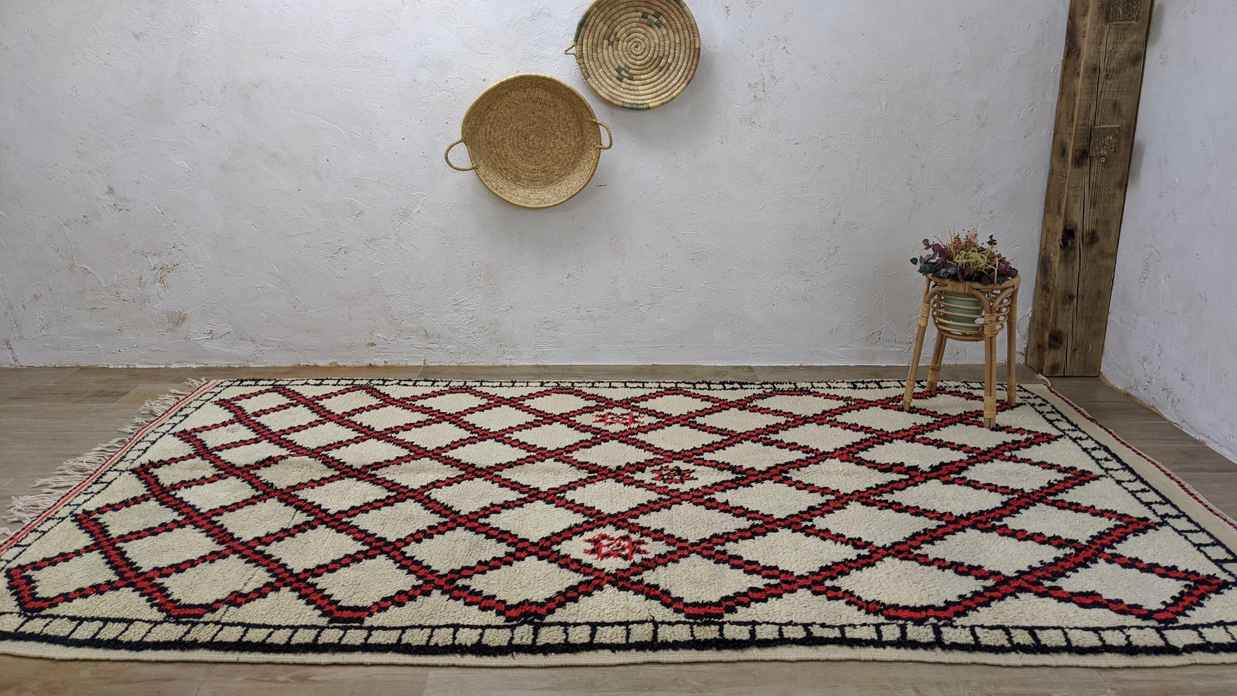 Vintage Boujaad rug, 285 x 160 cm || 9.35 x 5.25 feet - Image 2