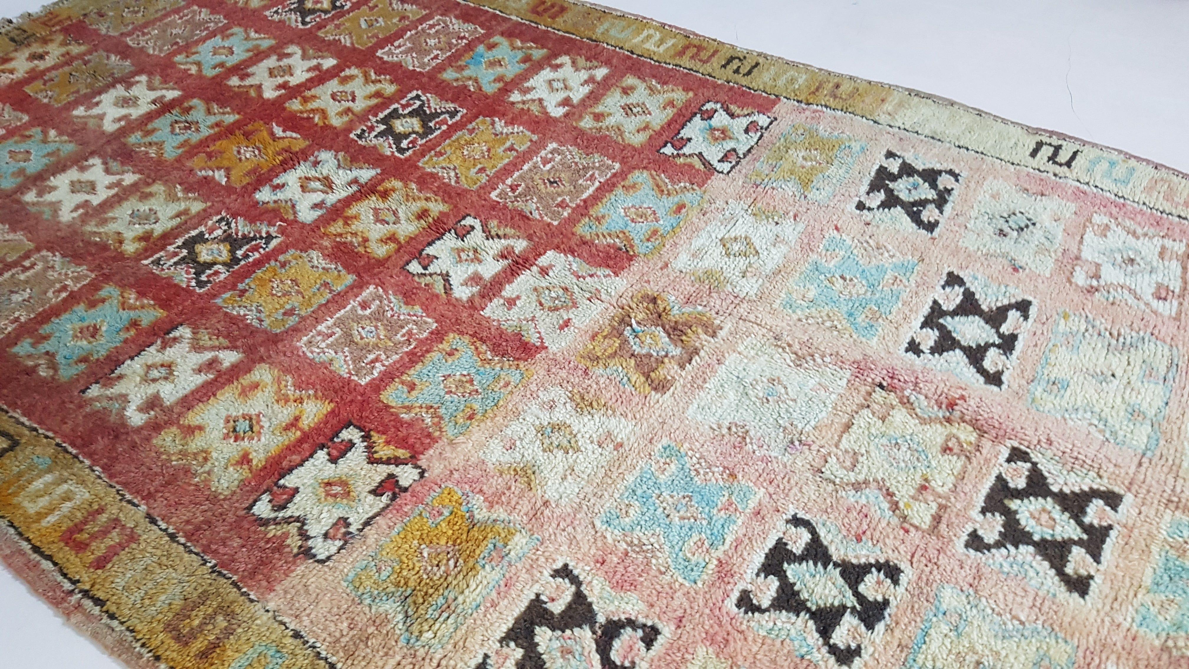 Vintage Boujaad rug, 290 x 130 cm || 9.51 x 4.27 feet - Image 4