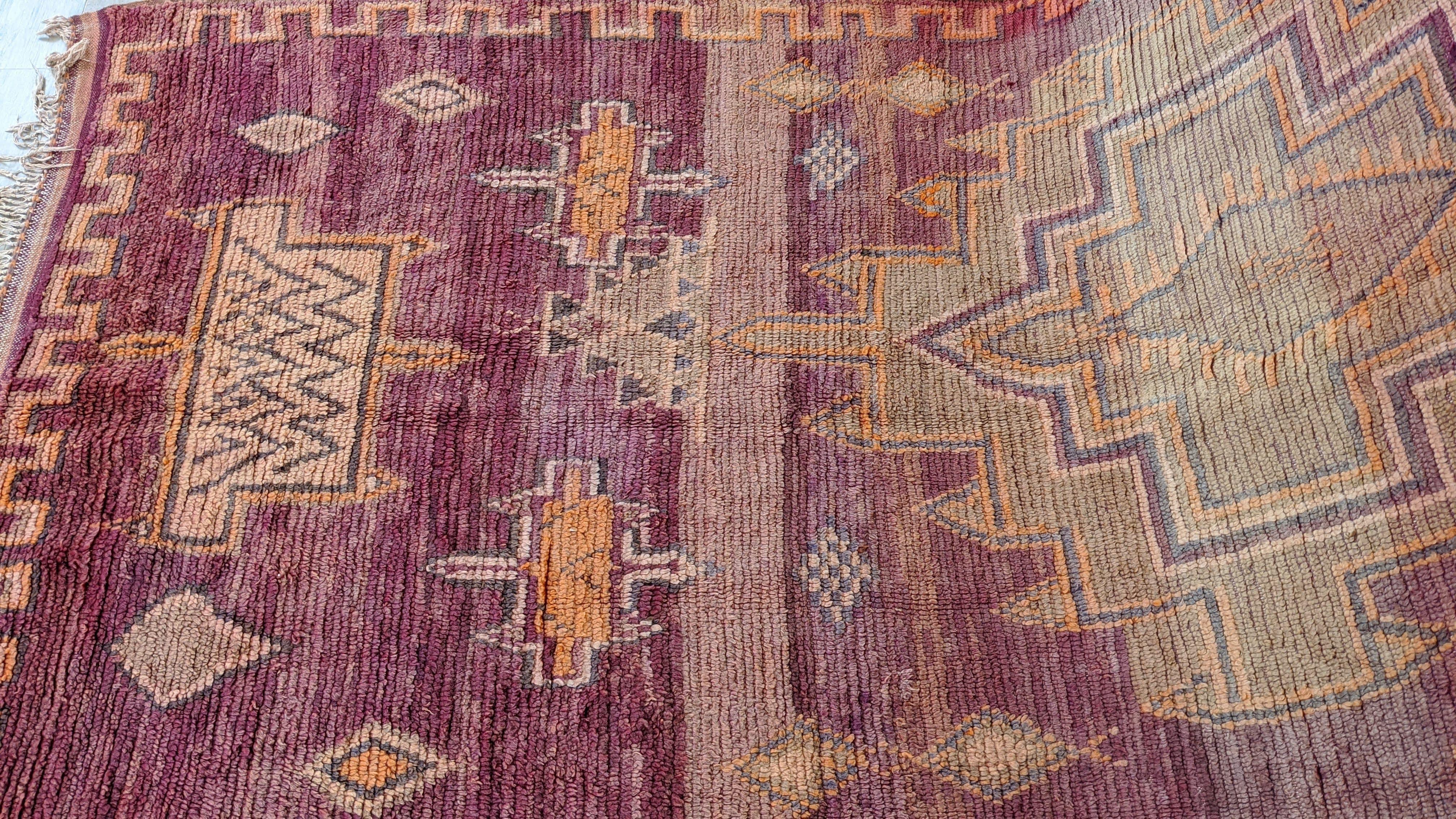 Vintage Boujaad rug, 315 x 150 cm || 10.33 x 4.92 feet - Image 9