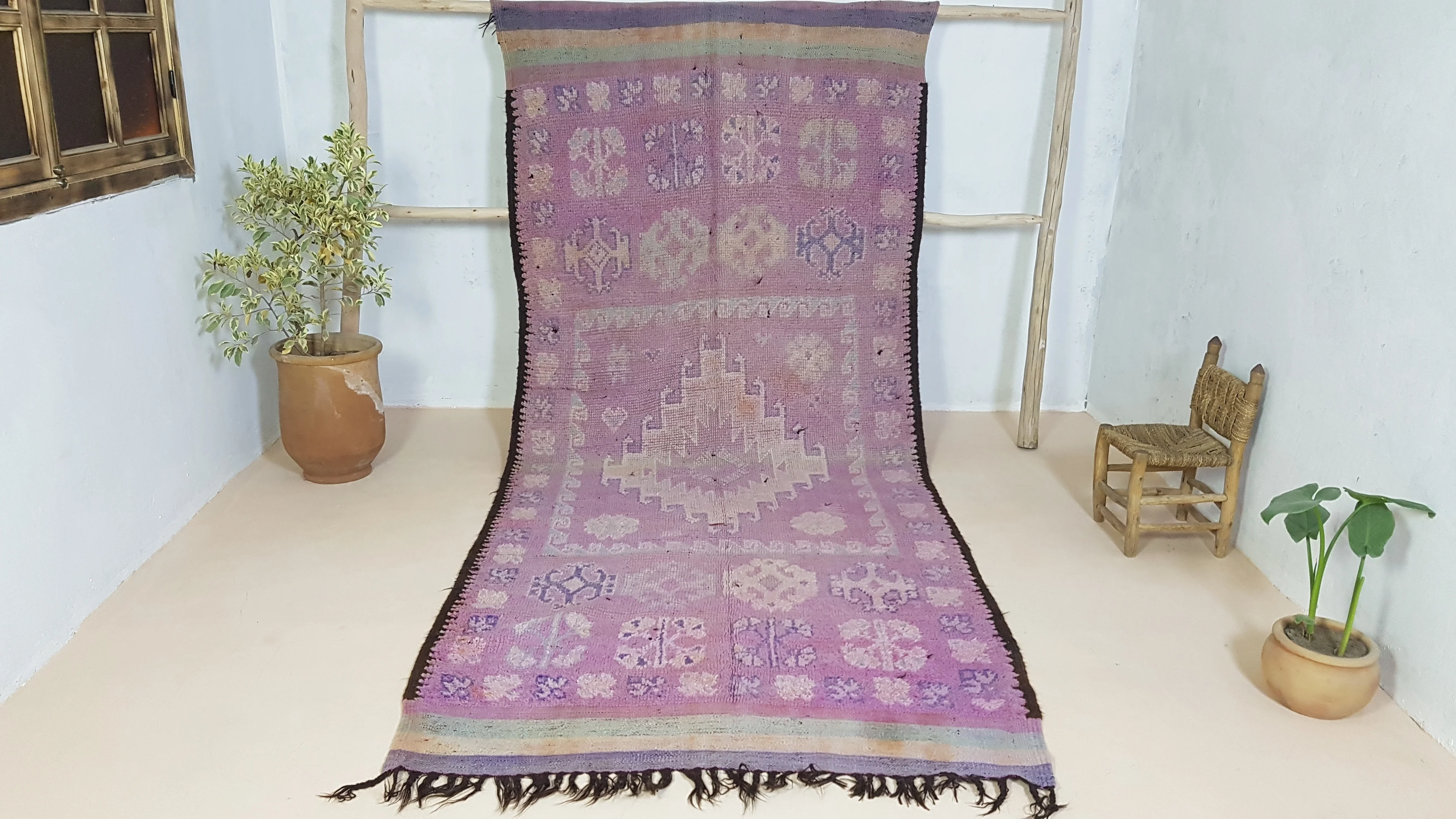 Vintage Boujaad rug, 345 x 150 cm || 11.32 x 4.92 feet